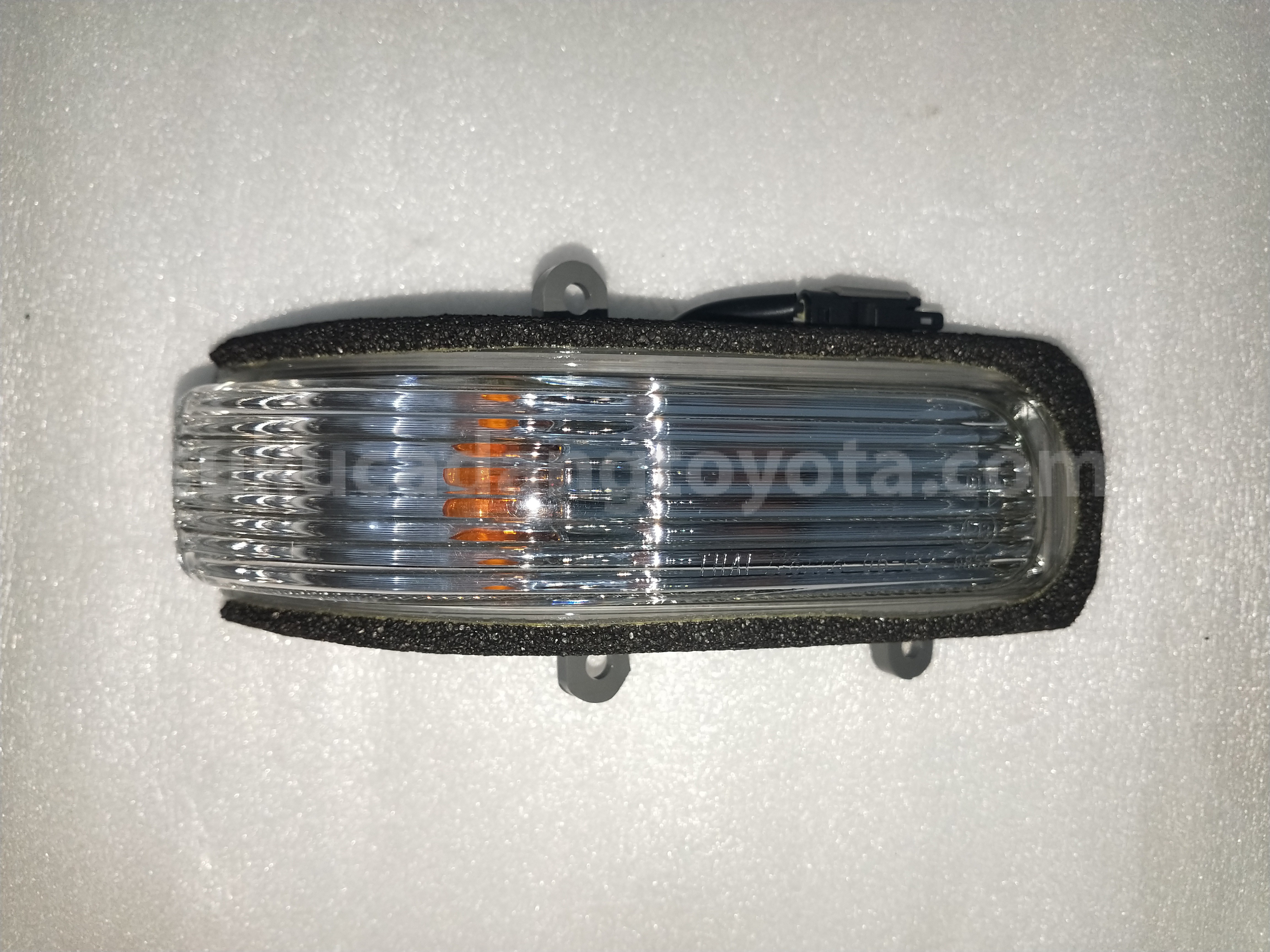 8173006050 LAMP ASSY, SIDE TURN - TOYOTA