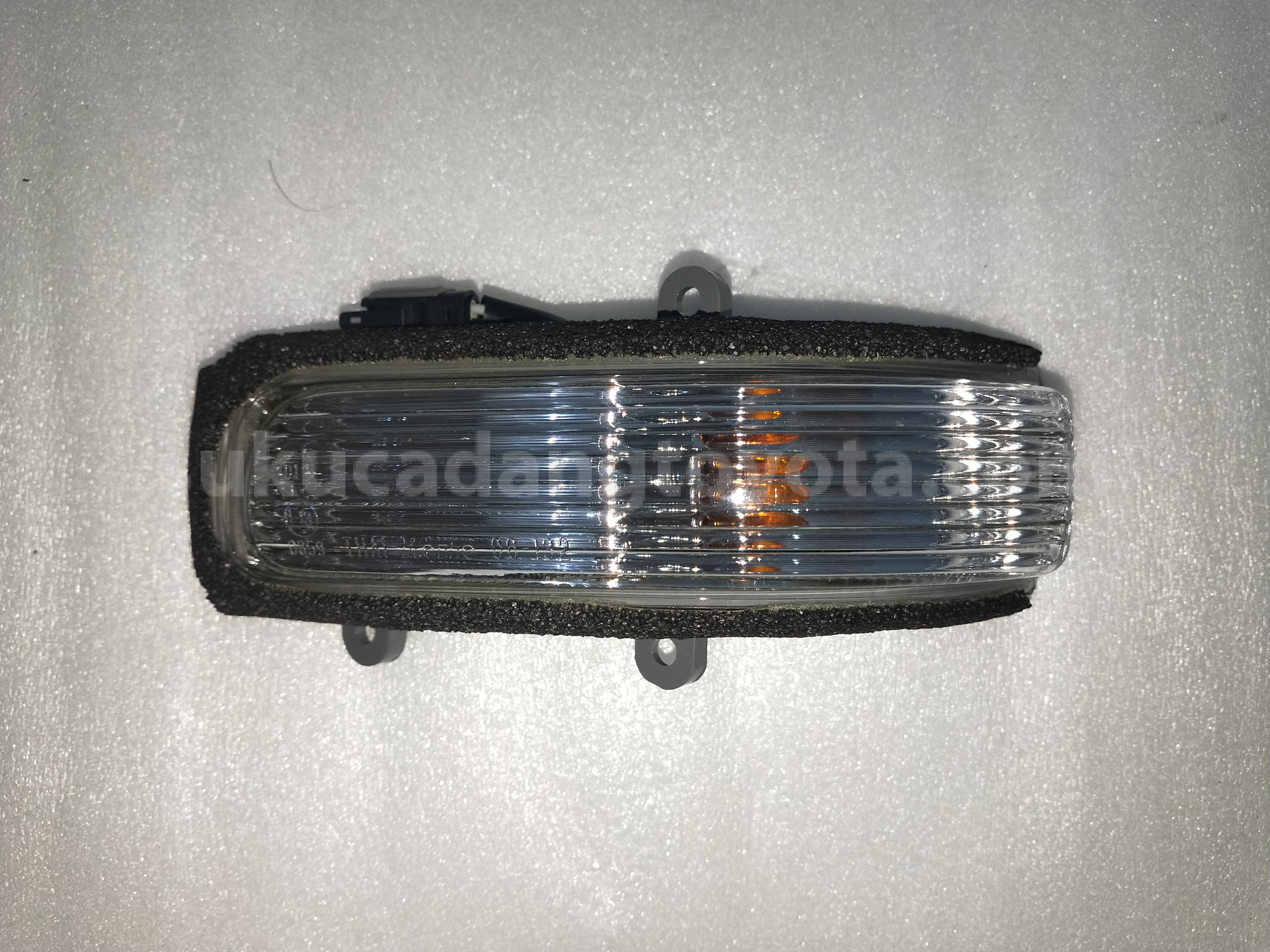 8174006030 LAMP ASSY, SIDE TURN - TOYOTA