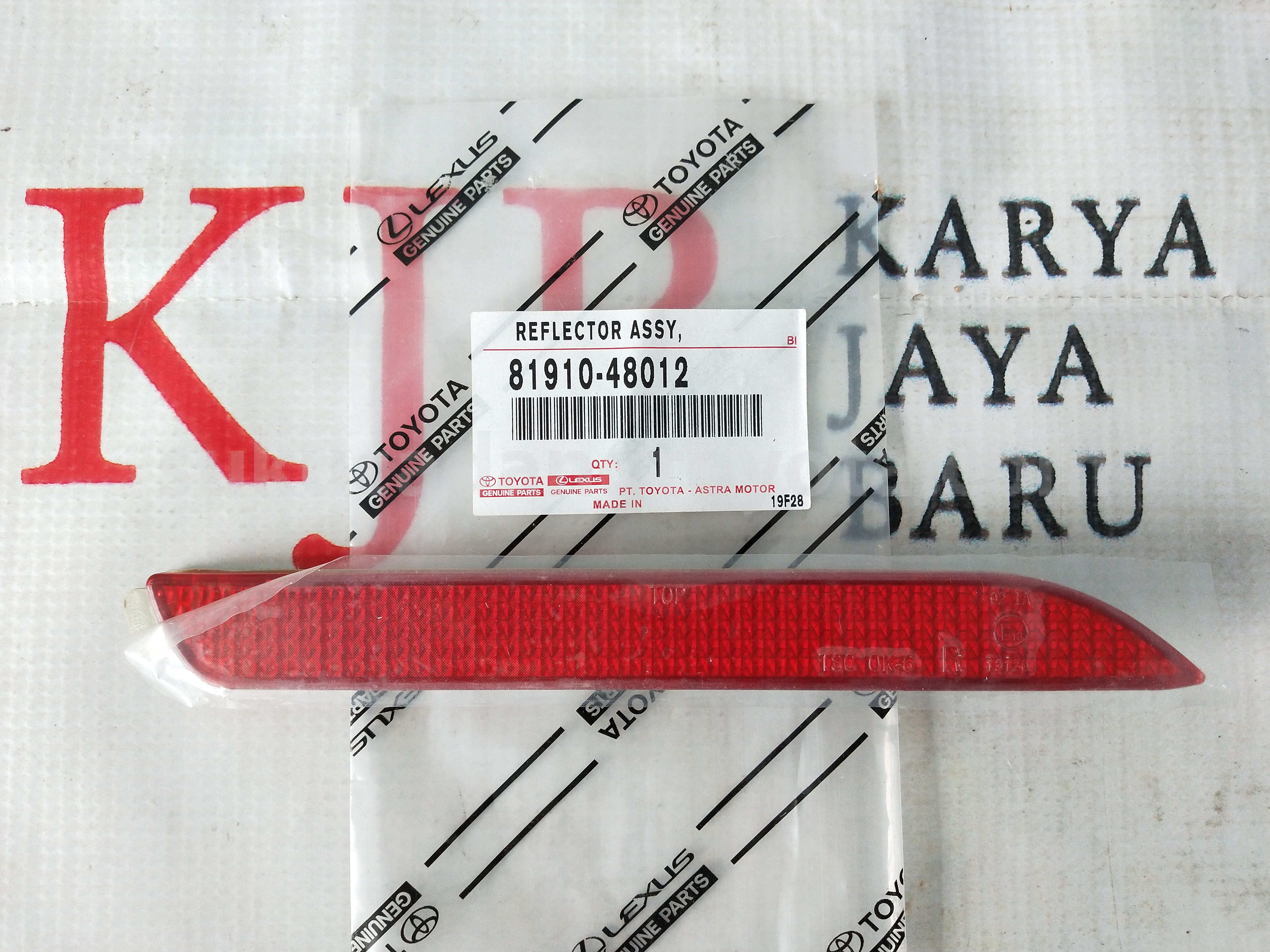 8191048012 REFLECTOR ASSY, - TOYOTA