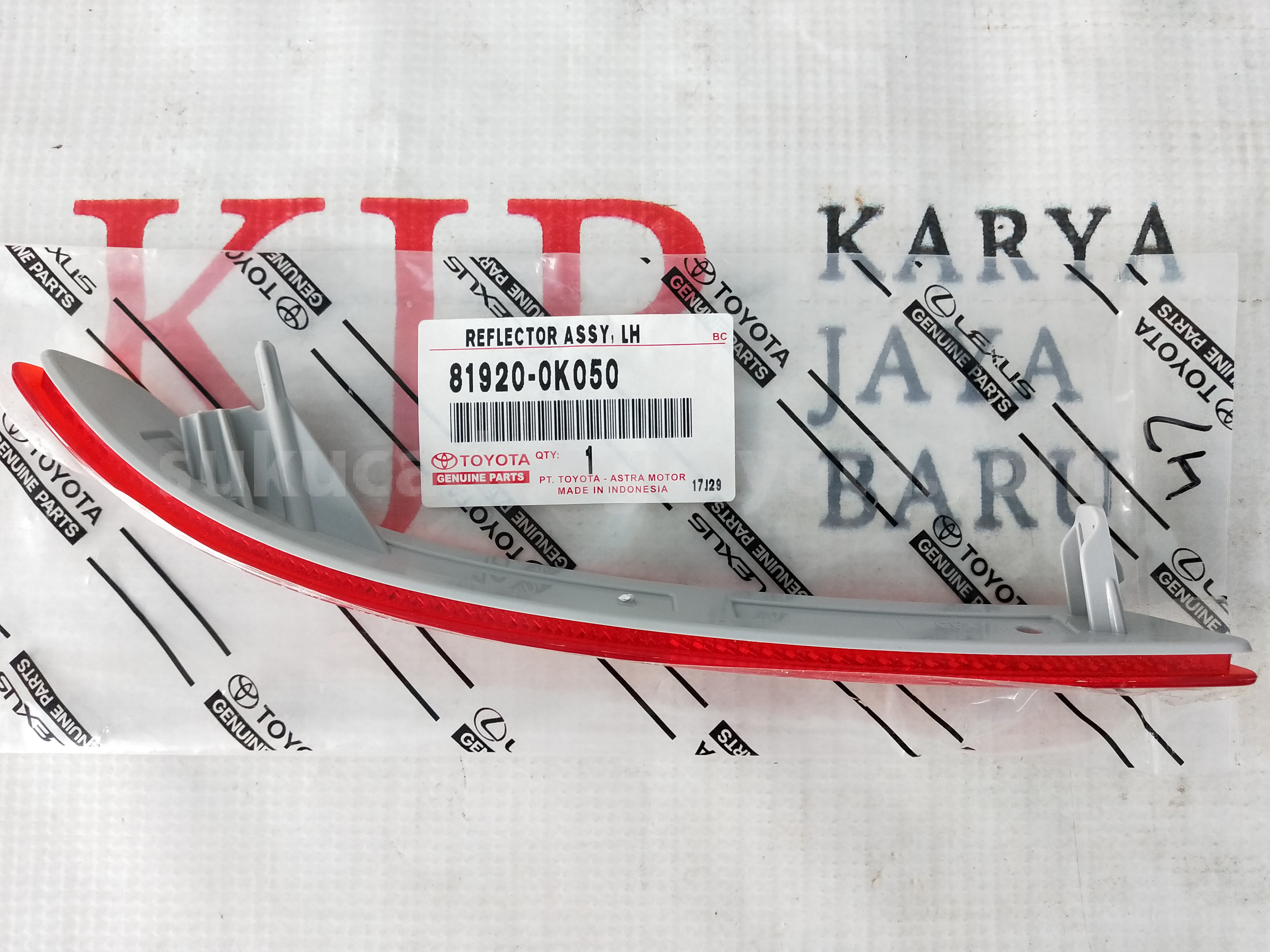 819200K050 REFLECTOR ASSY, LH - TOYOTA