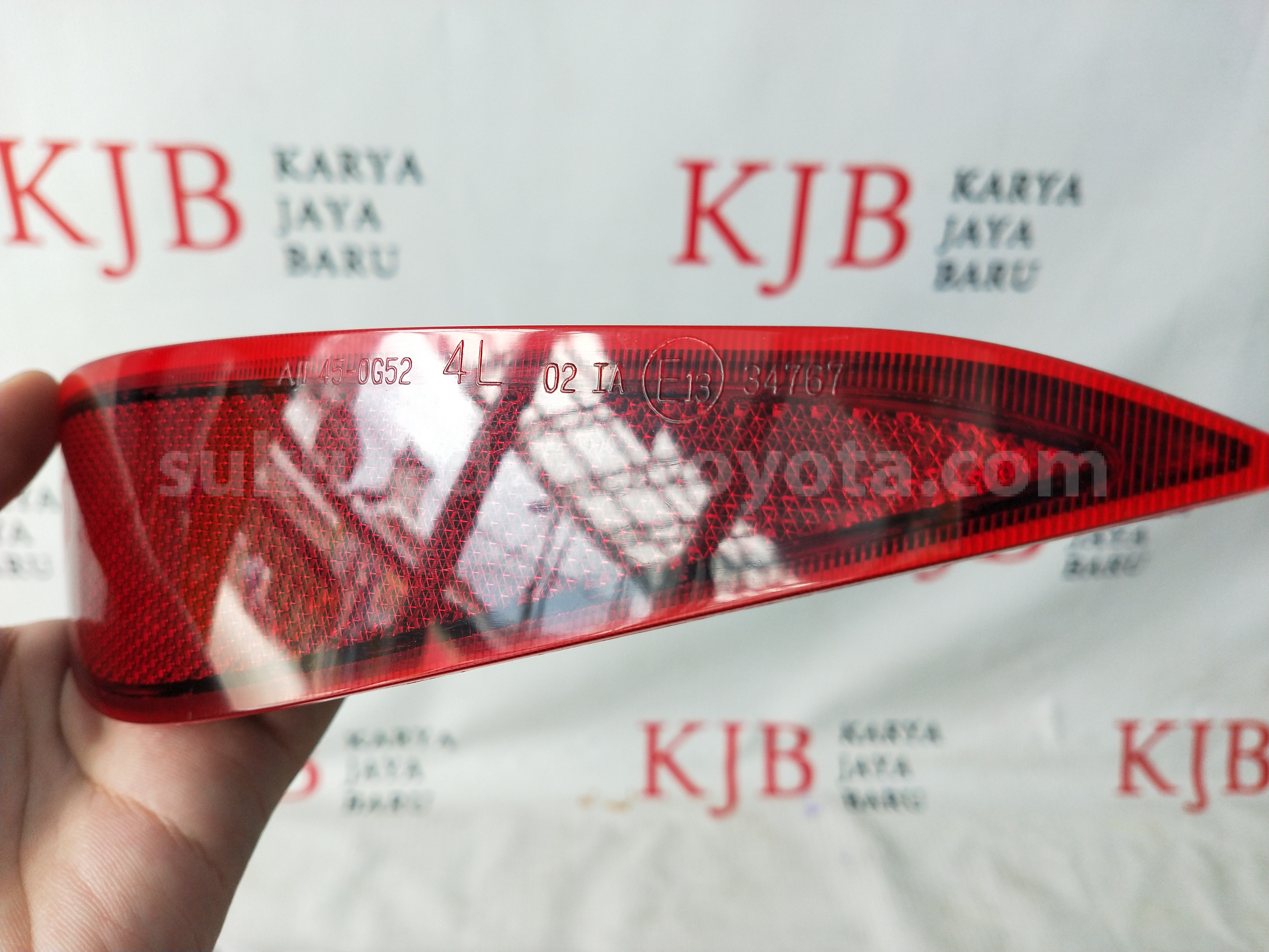81920BZ230 REFLECTOR ASSY, LH - TOYOTA