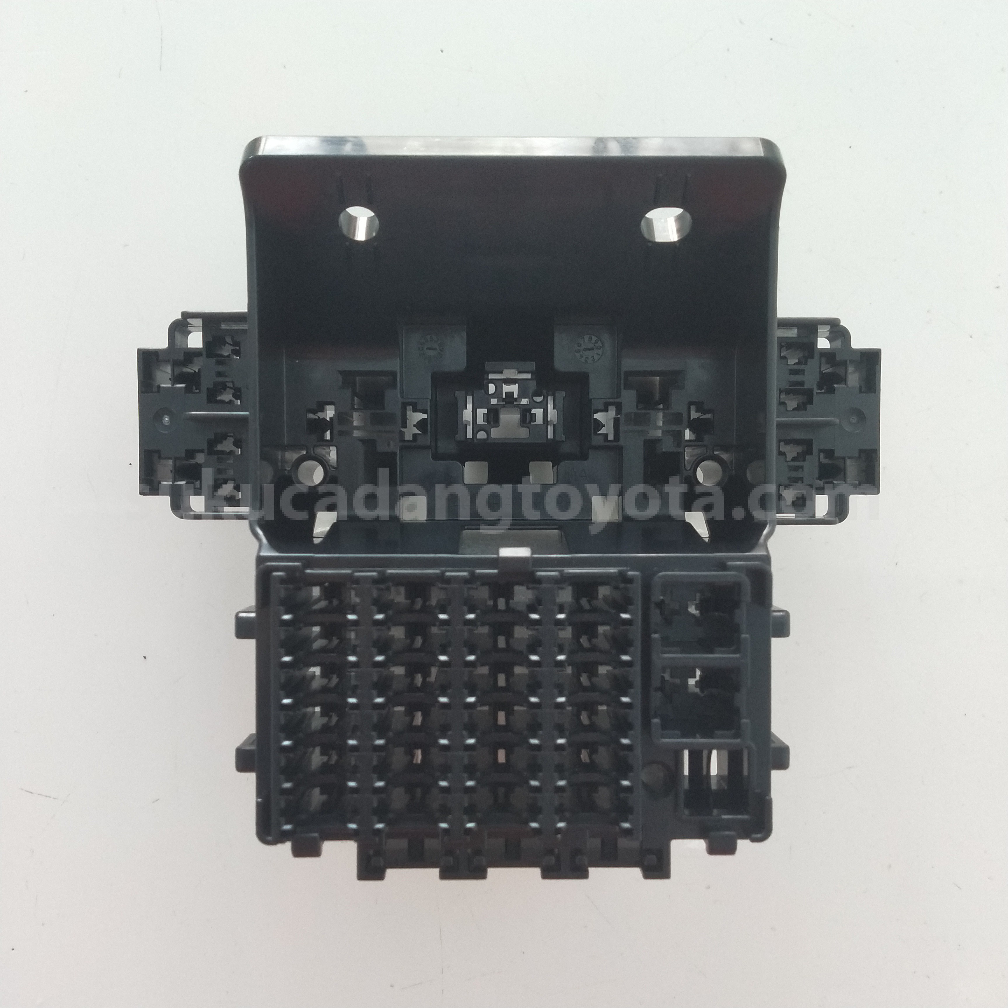 826000W020 BLOCK A/S,FUSE W/FUS - TOYOTA