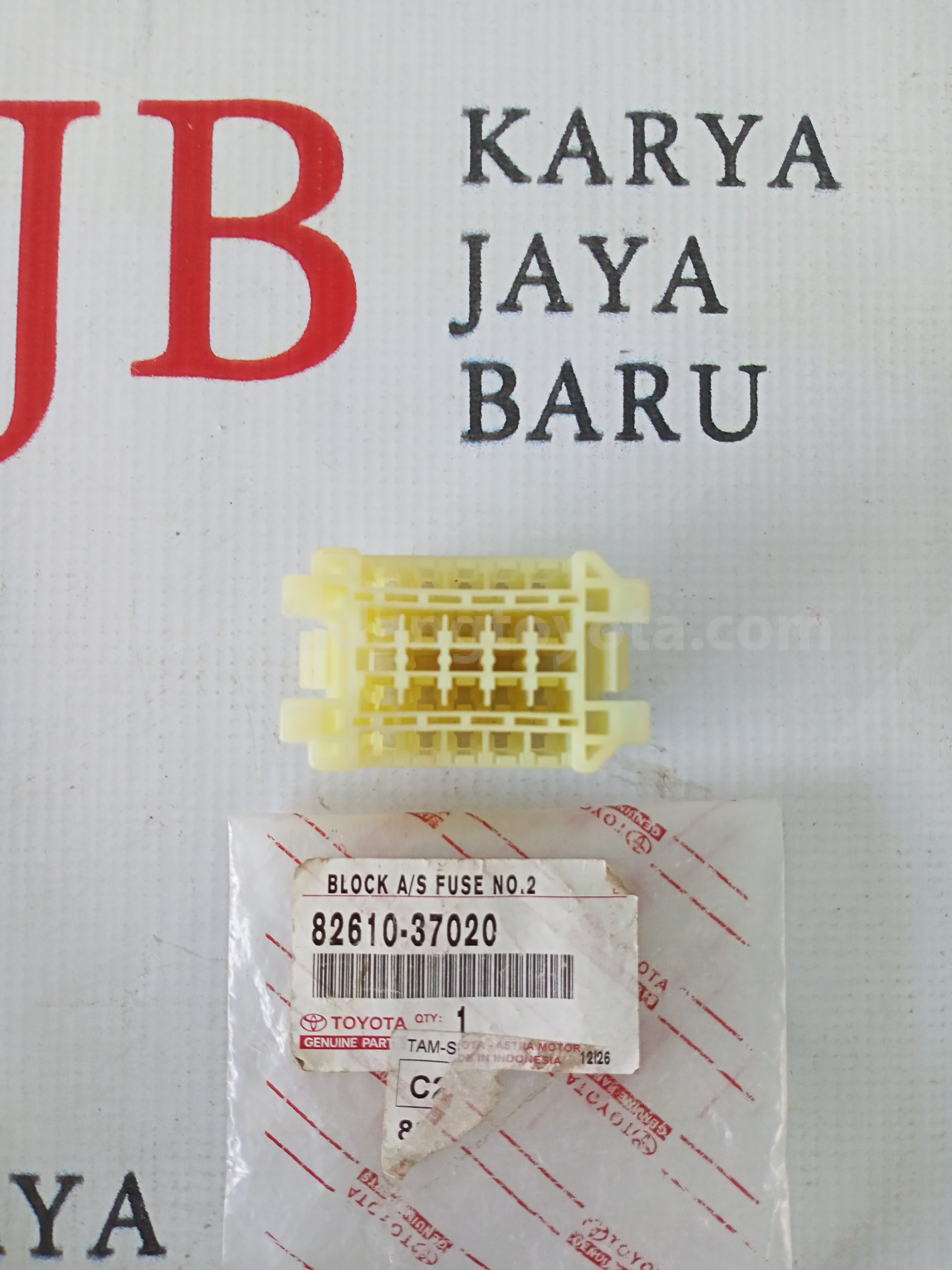 8261037020 BLOCK A/S FUSE NO.2 - TOYOTA