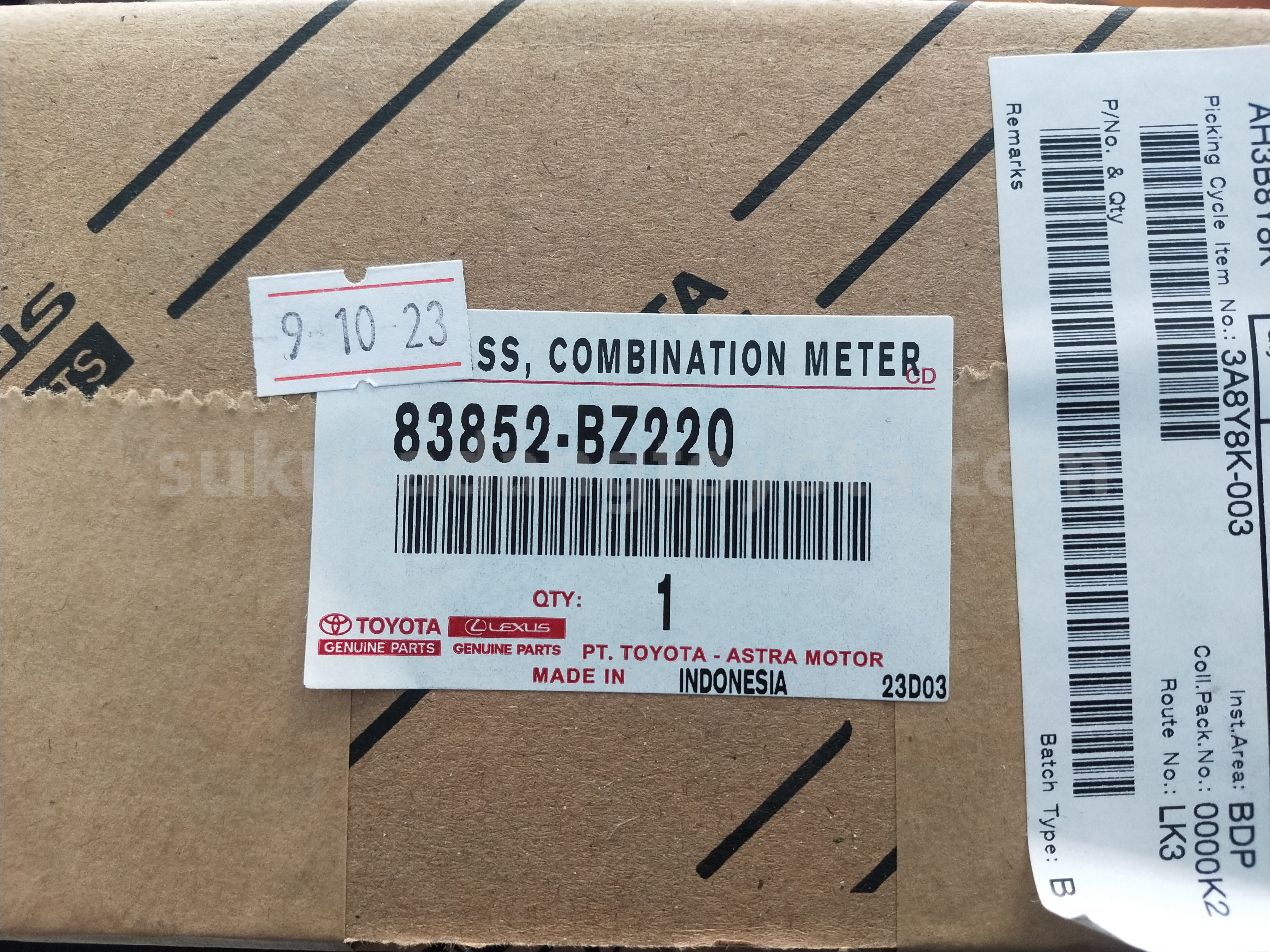 83852BZ220 GLASS, COMBINATION METER - TOYOTA