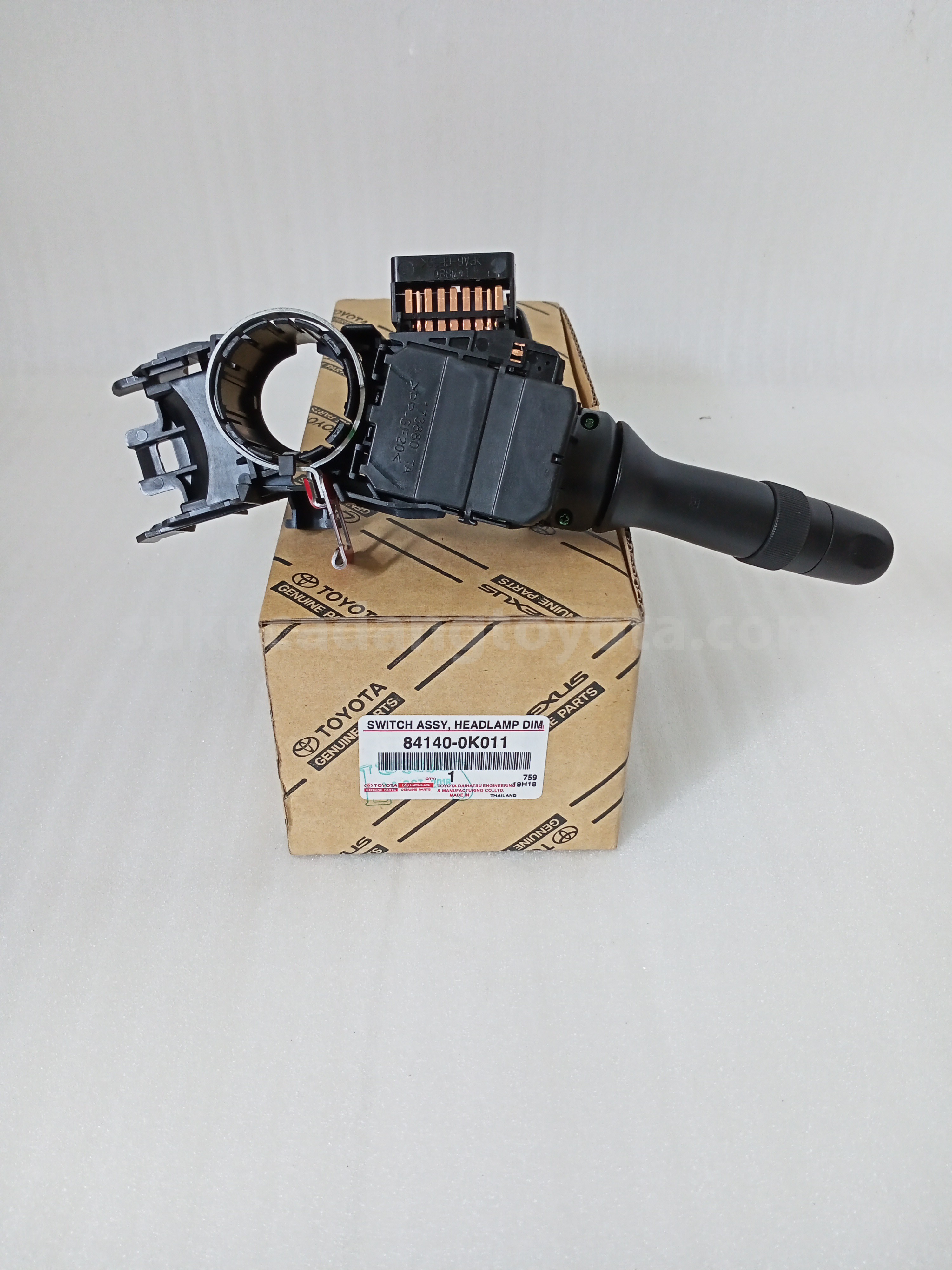 841400K011 SWITCH ASSY, HEADLAM - TOYOTA