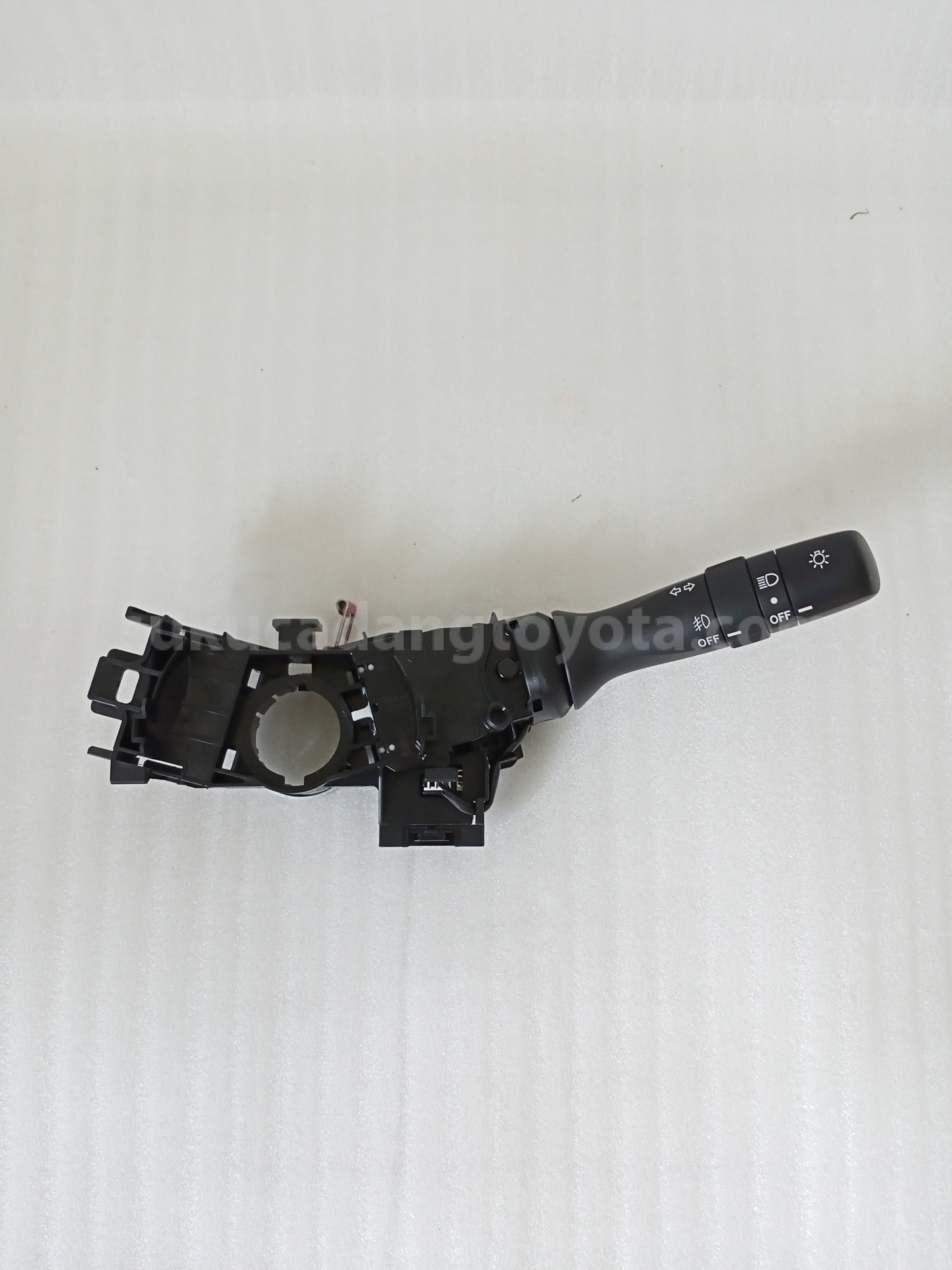 841400K011 SWITCH ASSY, HEADLAM - TOYOTA