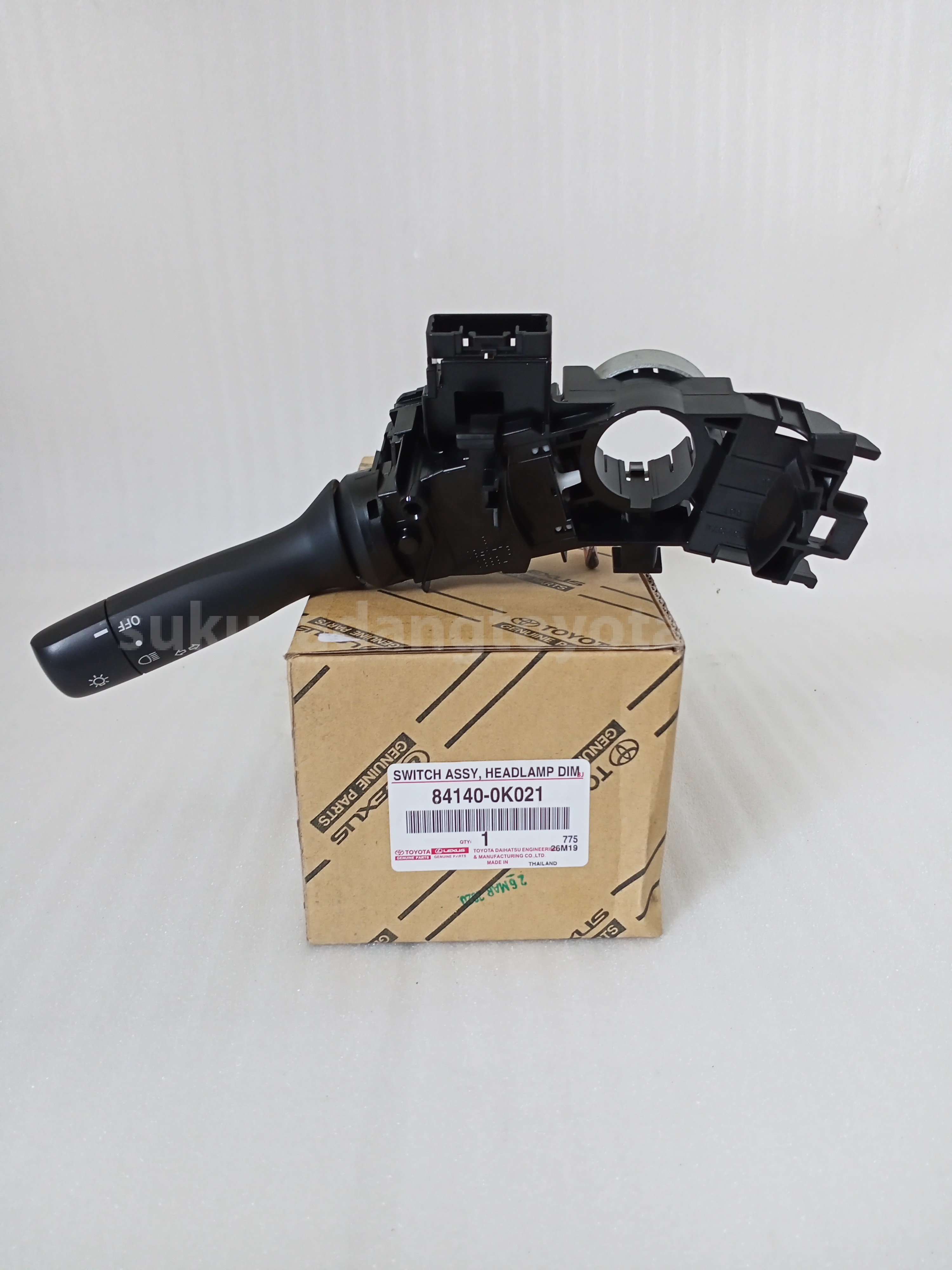 841400K021 SWITCH ASSY, HEADLAM - TOYOTA