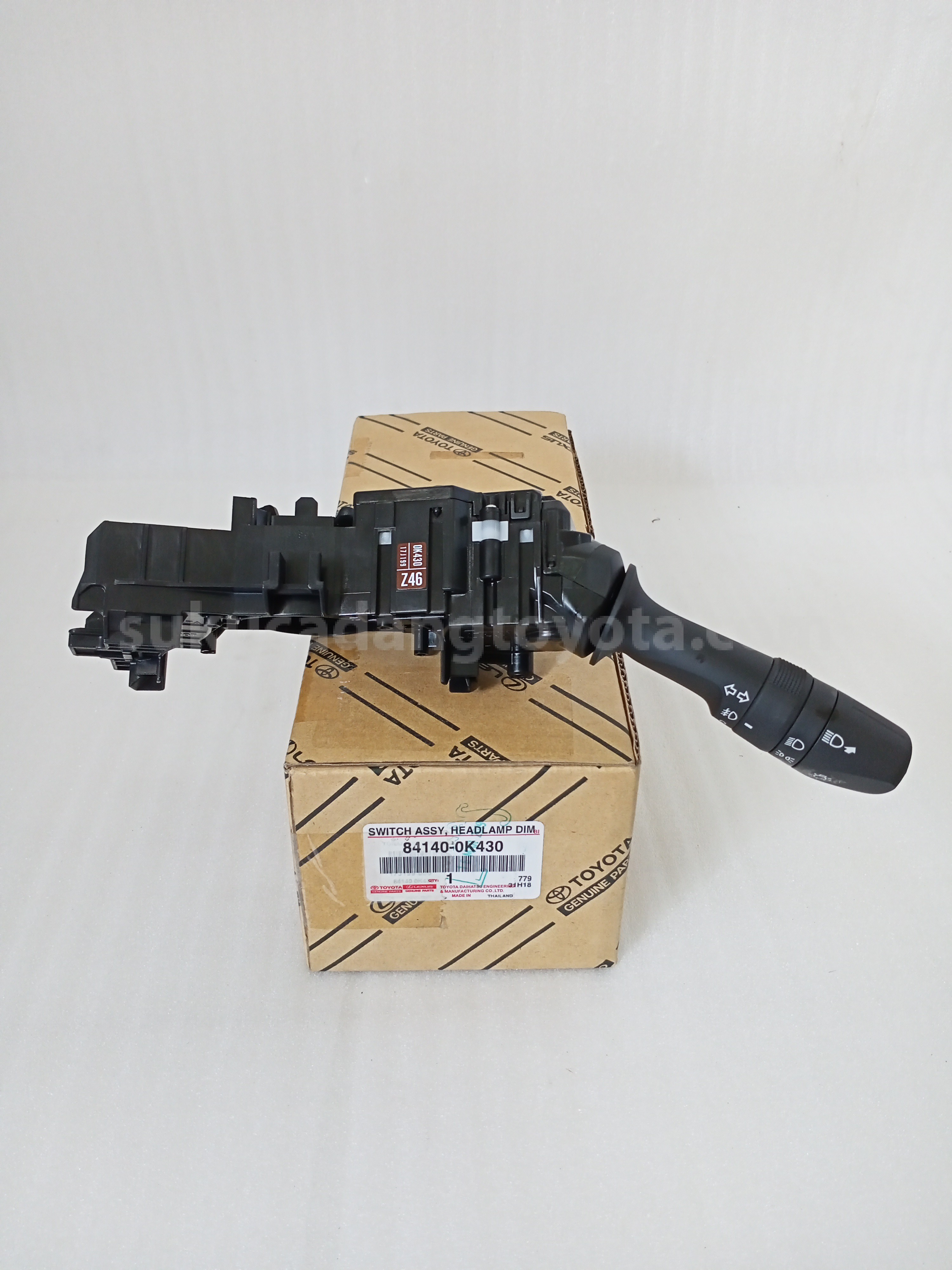 841400K430 SWITCH ASSY, HEADLAM - TOYOTA
