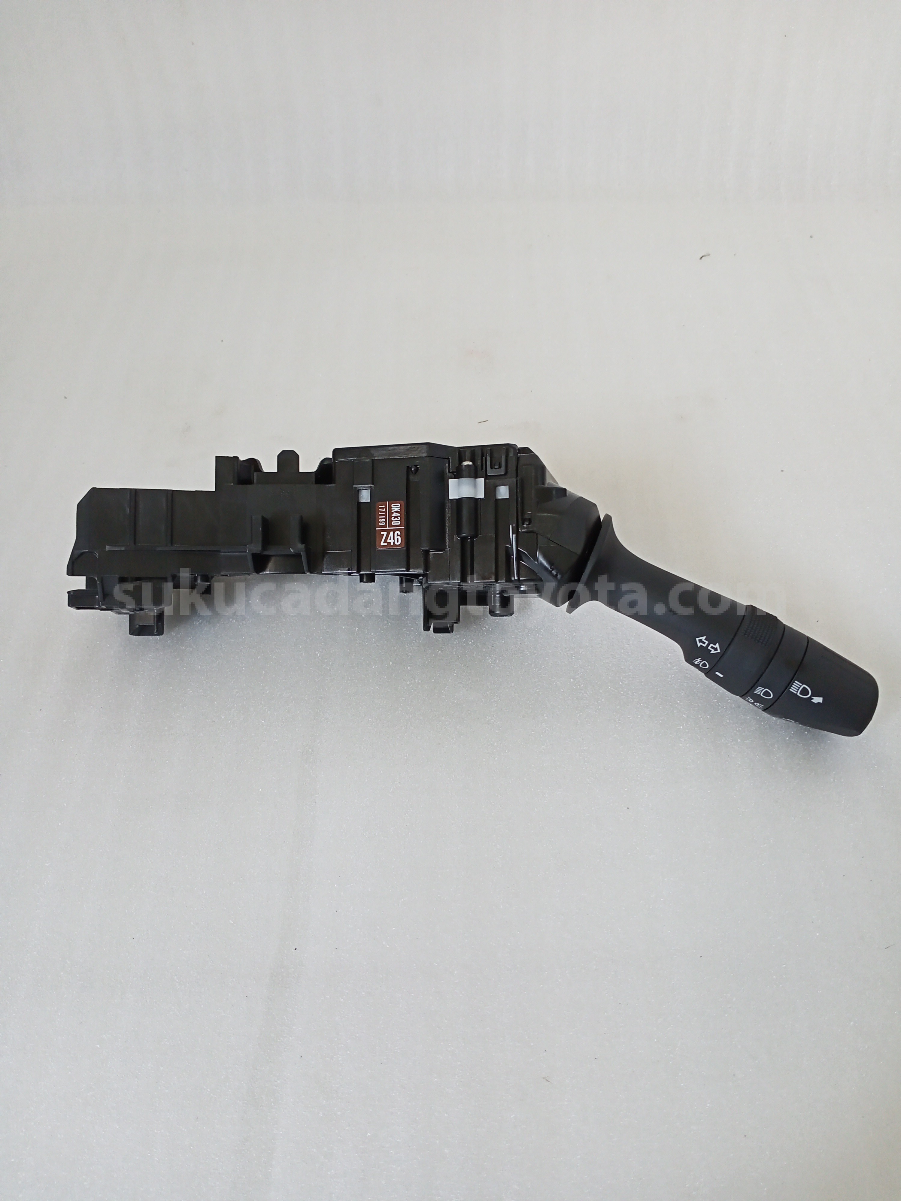 841400K430 SWITCH ASSY, HEADLAM - TOYOTA