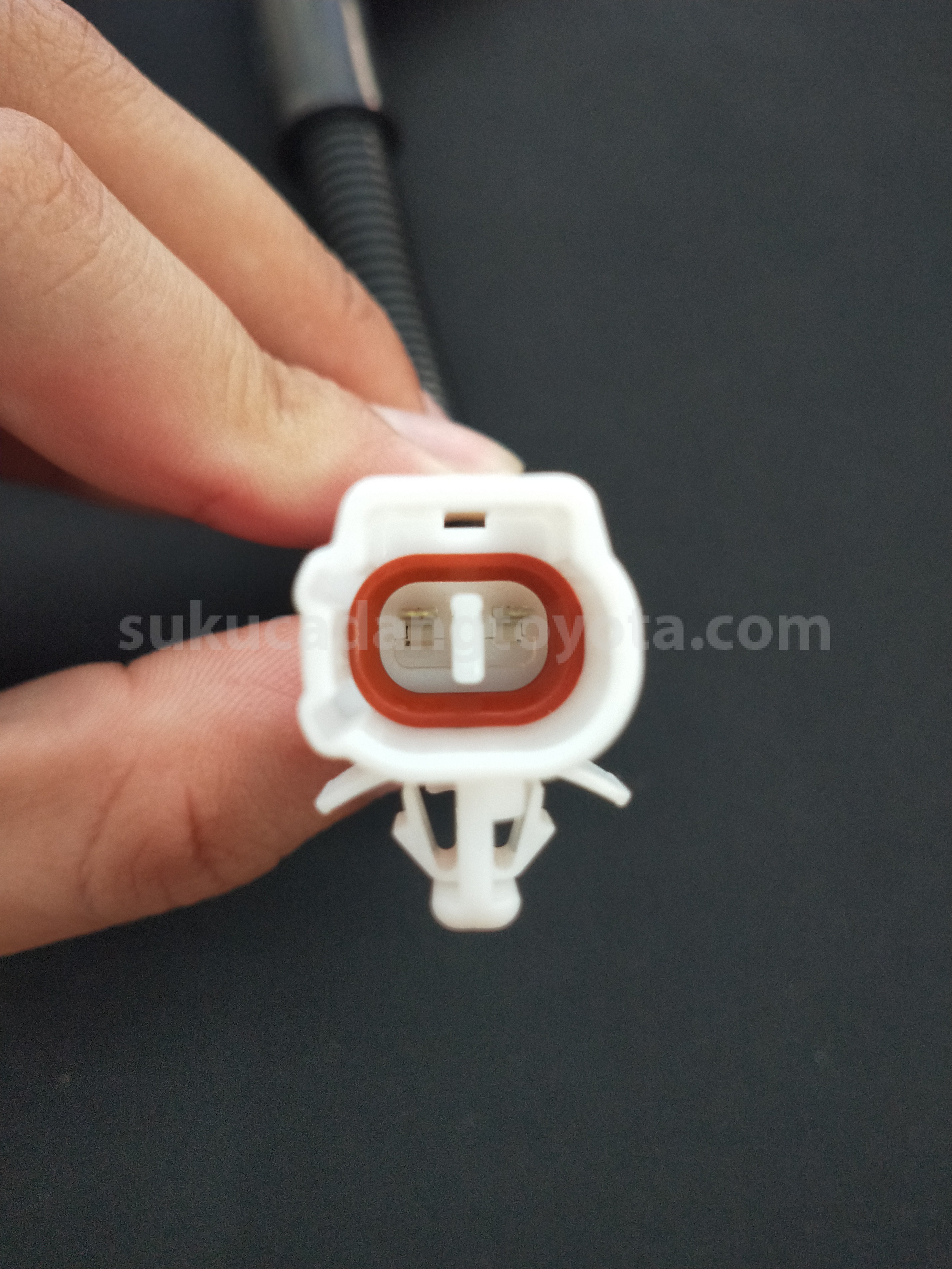 84210BZ120 SWITCH AS BACKUPLAMP - TOYOTA