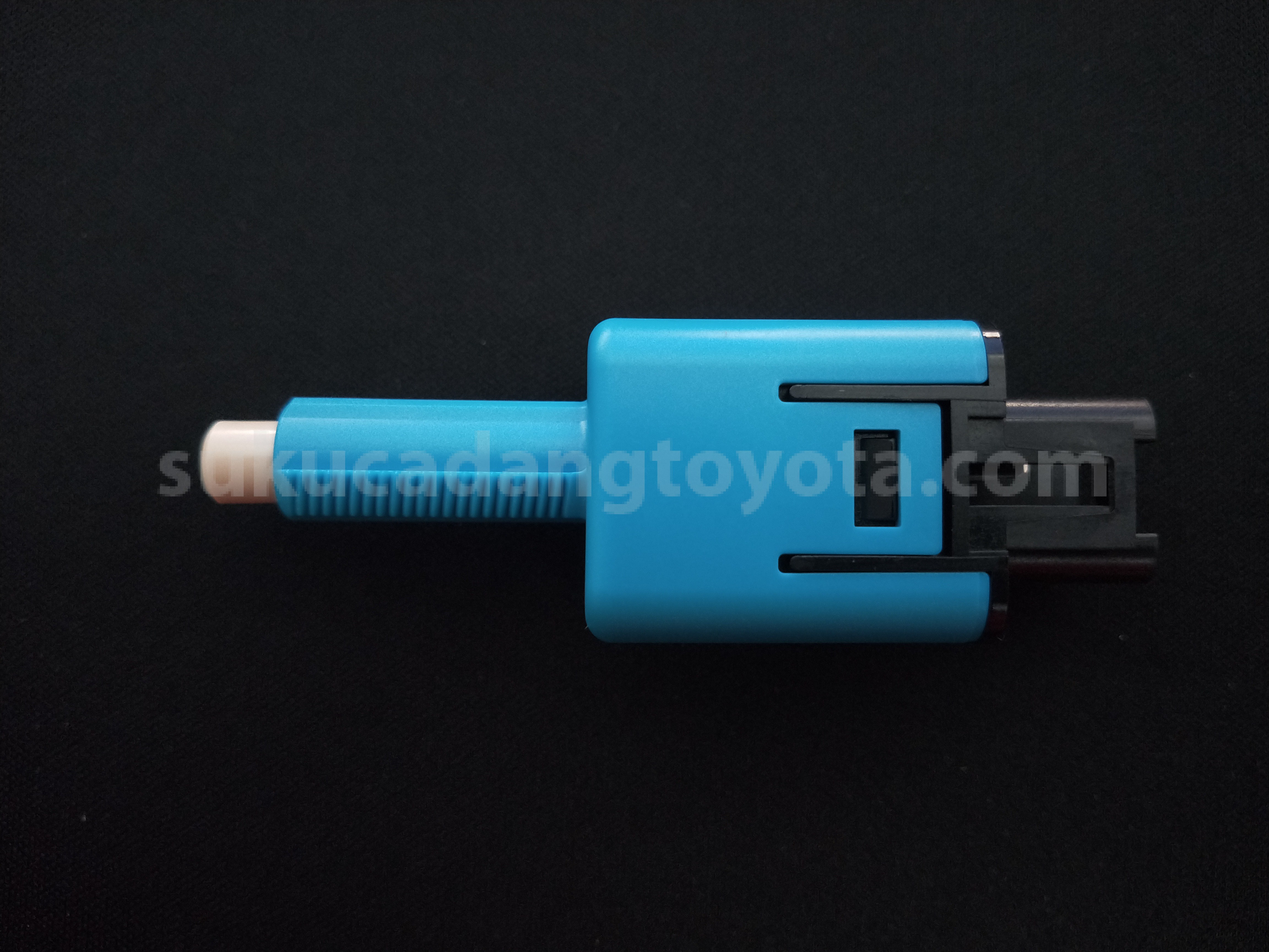 84340B2050 SWITCH A/S STOP LAMP - TOYOTA