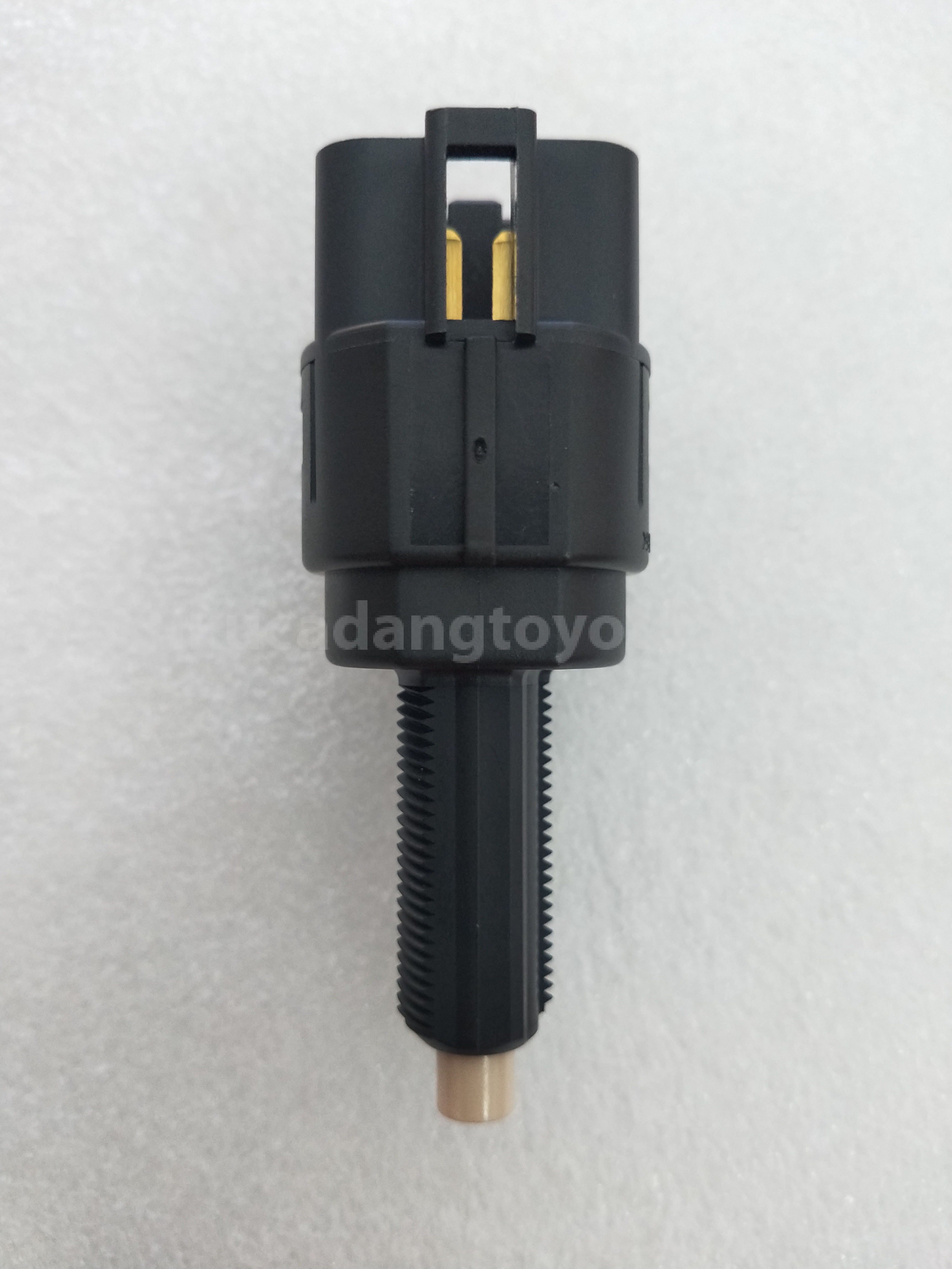 84340BZ040 SWITCH A/S STOP LAMP - TOYOTA