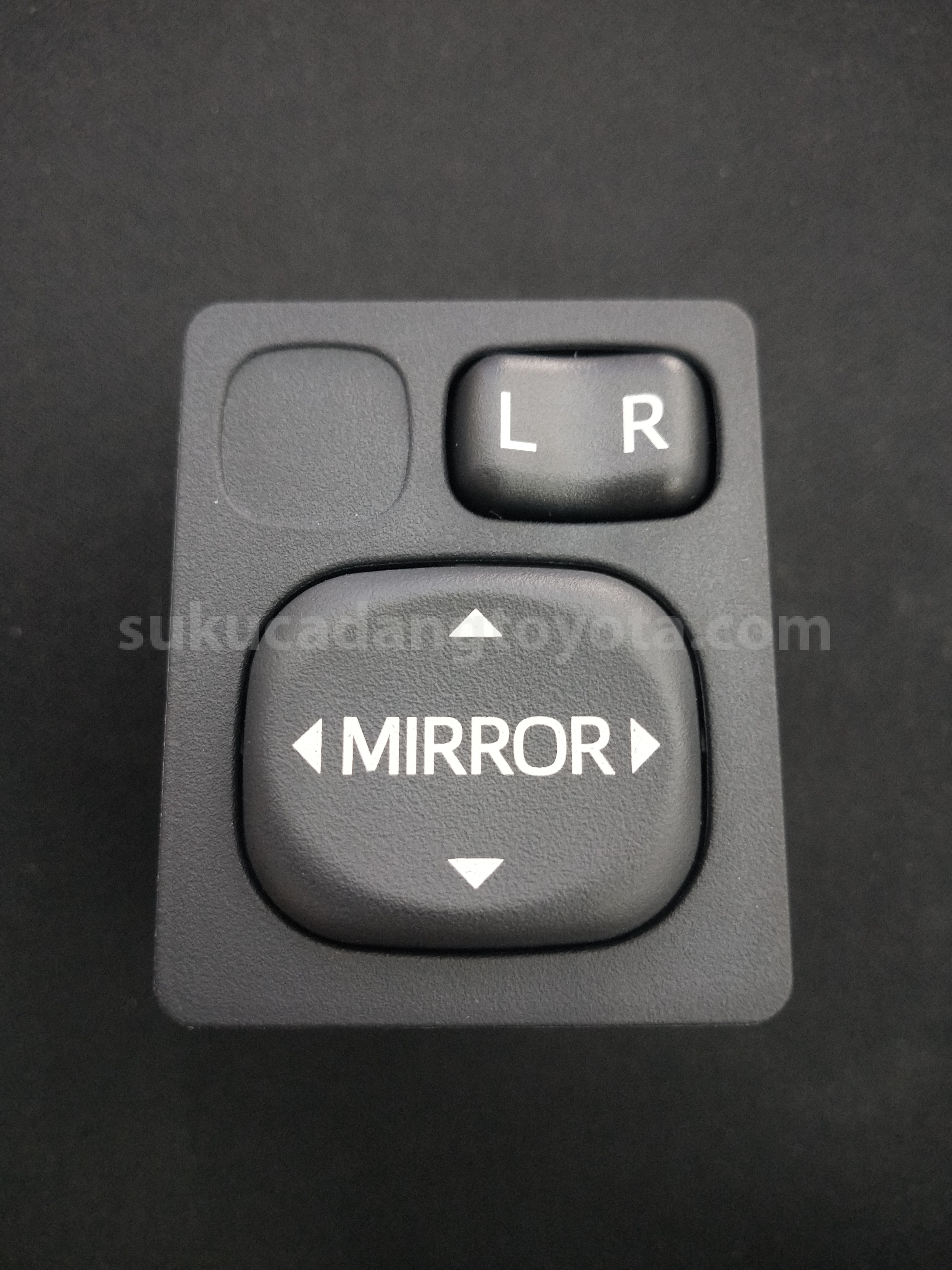 84870BZ071 SWITCH A/S,OUT MIROR - TOYOTA
