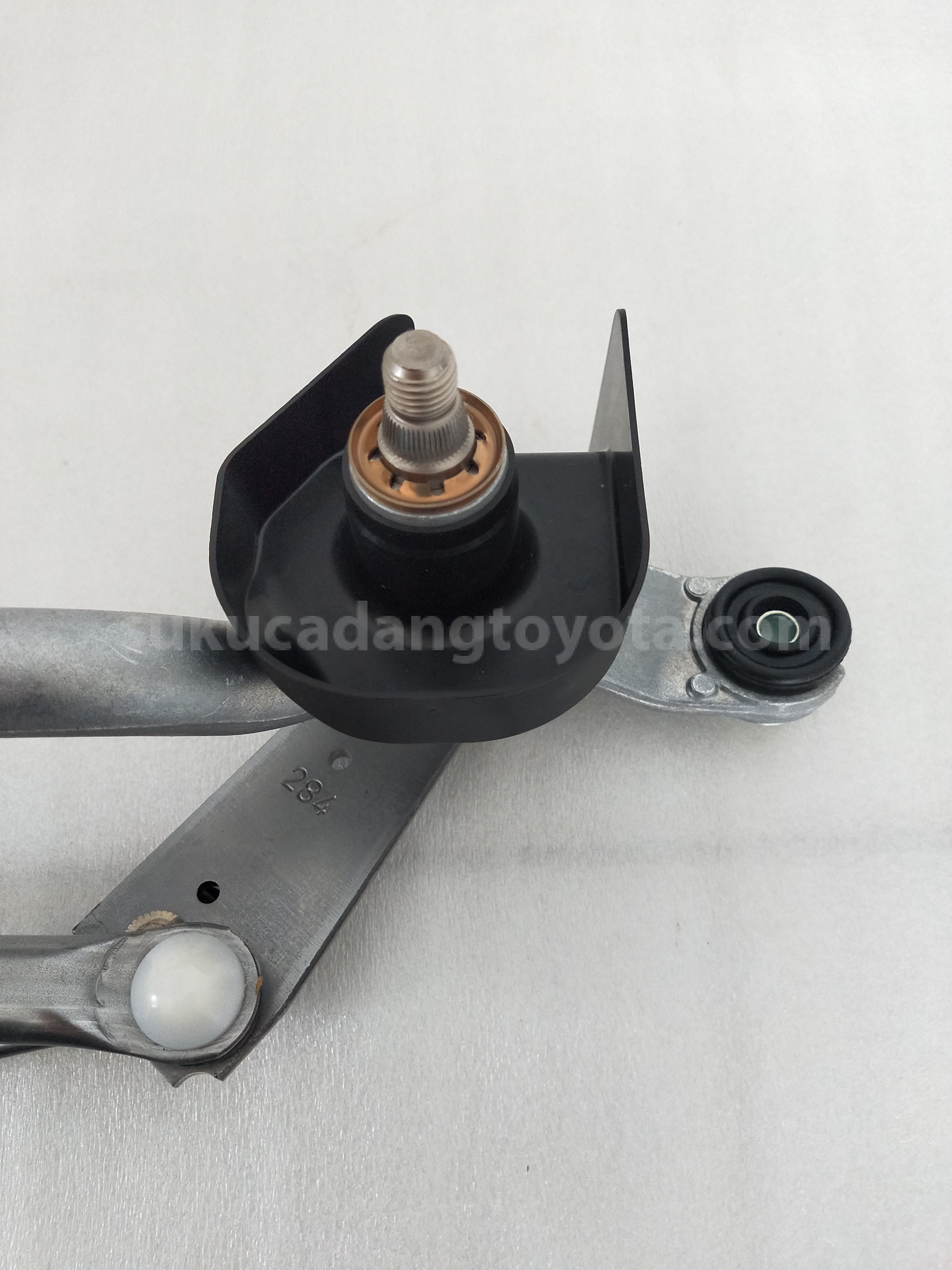 851500K140 LINK ASSY, FR WIPER - TOYOTA