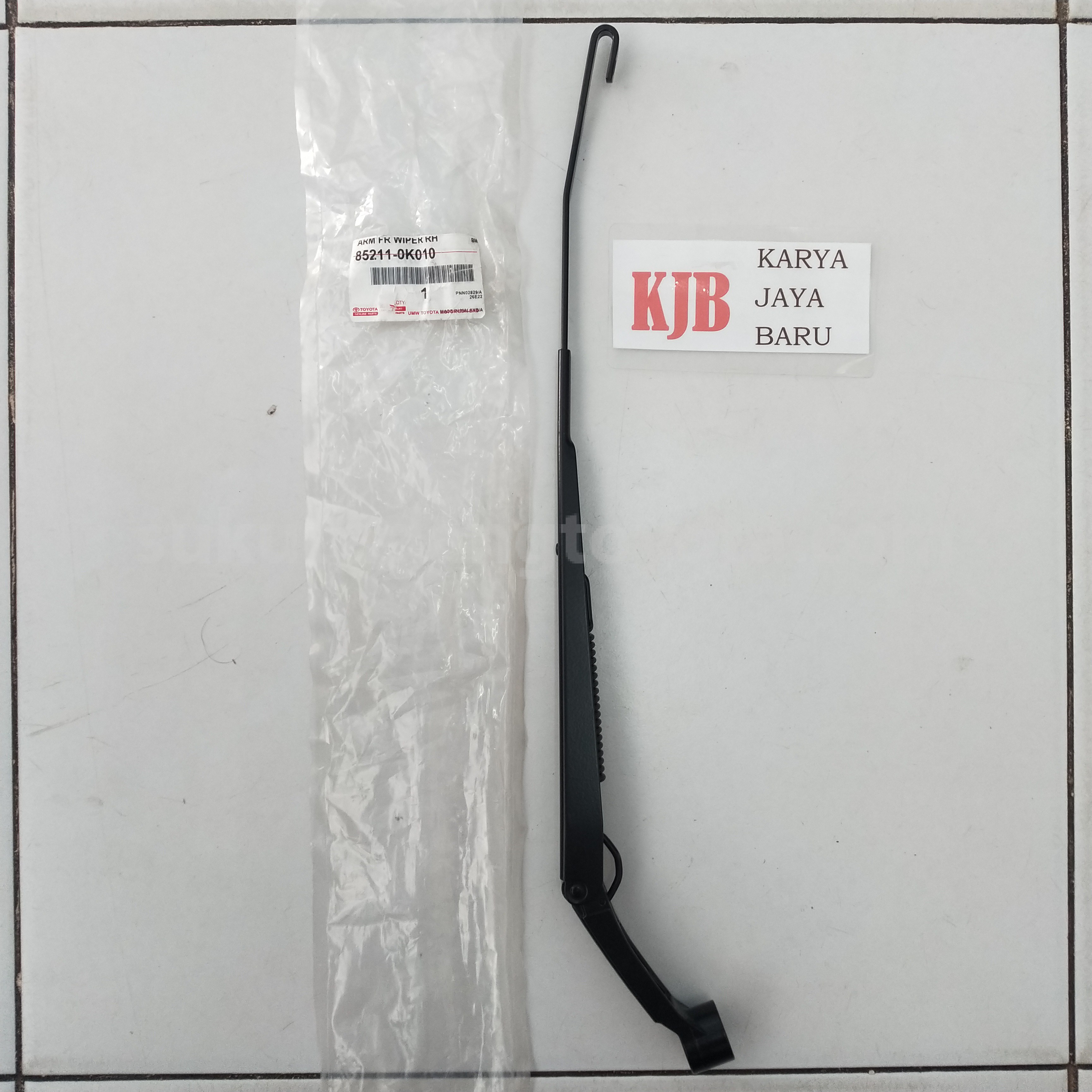 852110K010 ARM FR WIPER, RH - TOYOTA