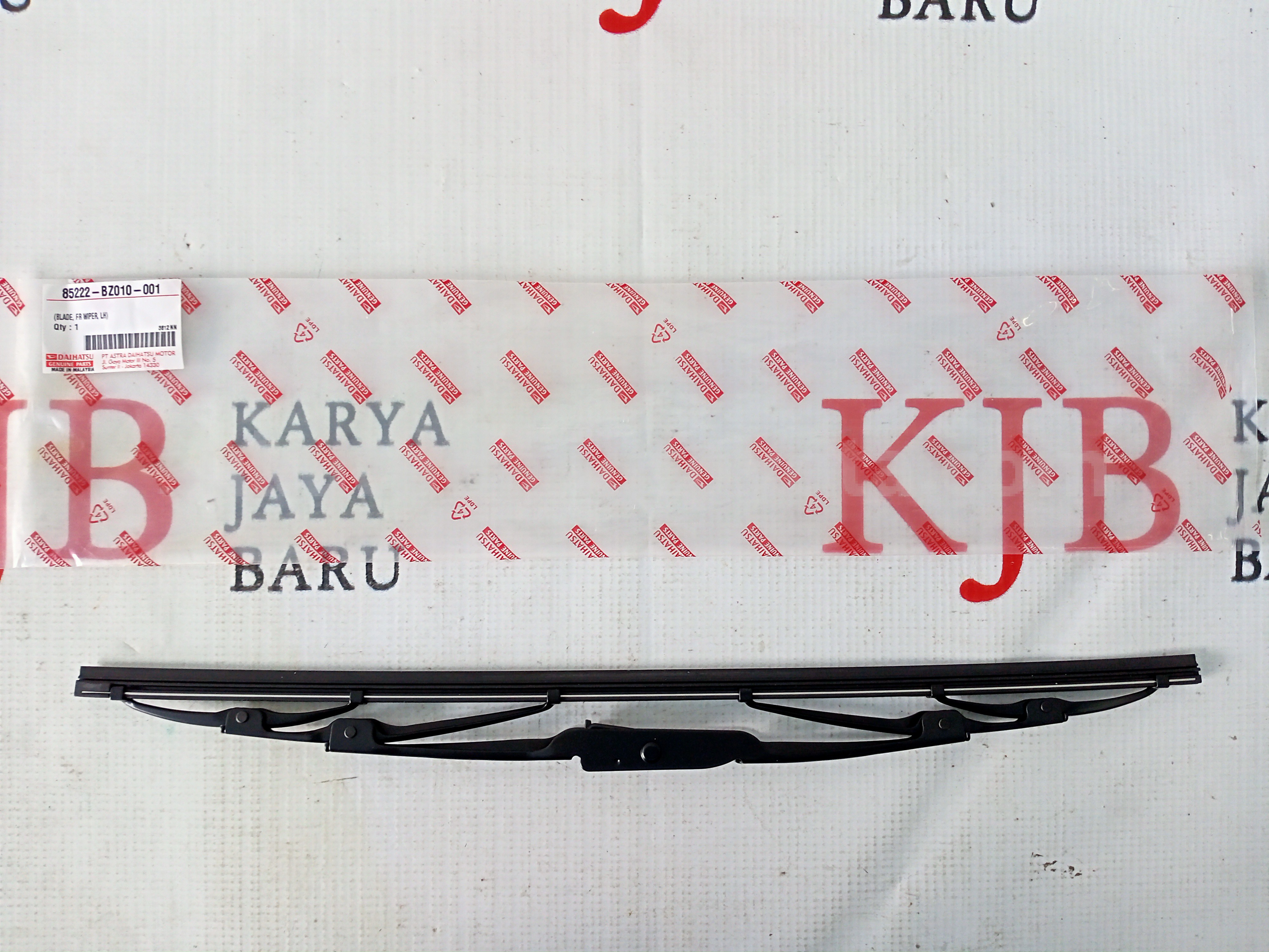 85222BZ010 BLADE,FR WIPER, LH - TOYOTA