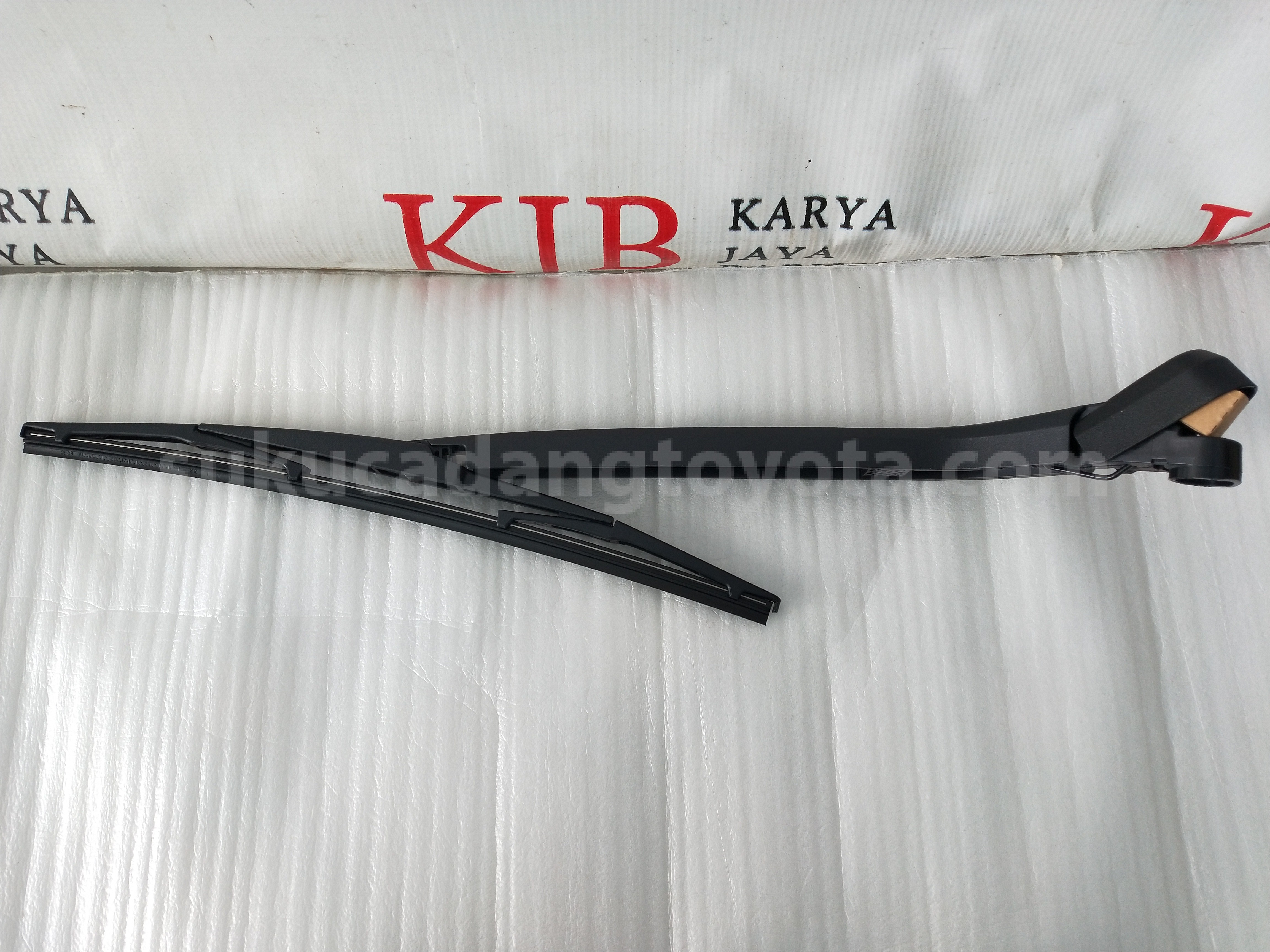 85240BZ010 ARM & BLADE A/S, RR - TOYOTA