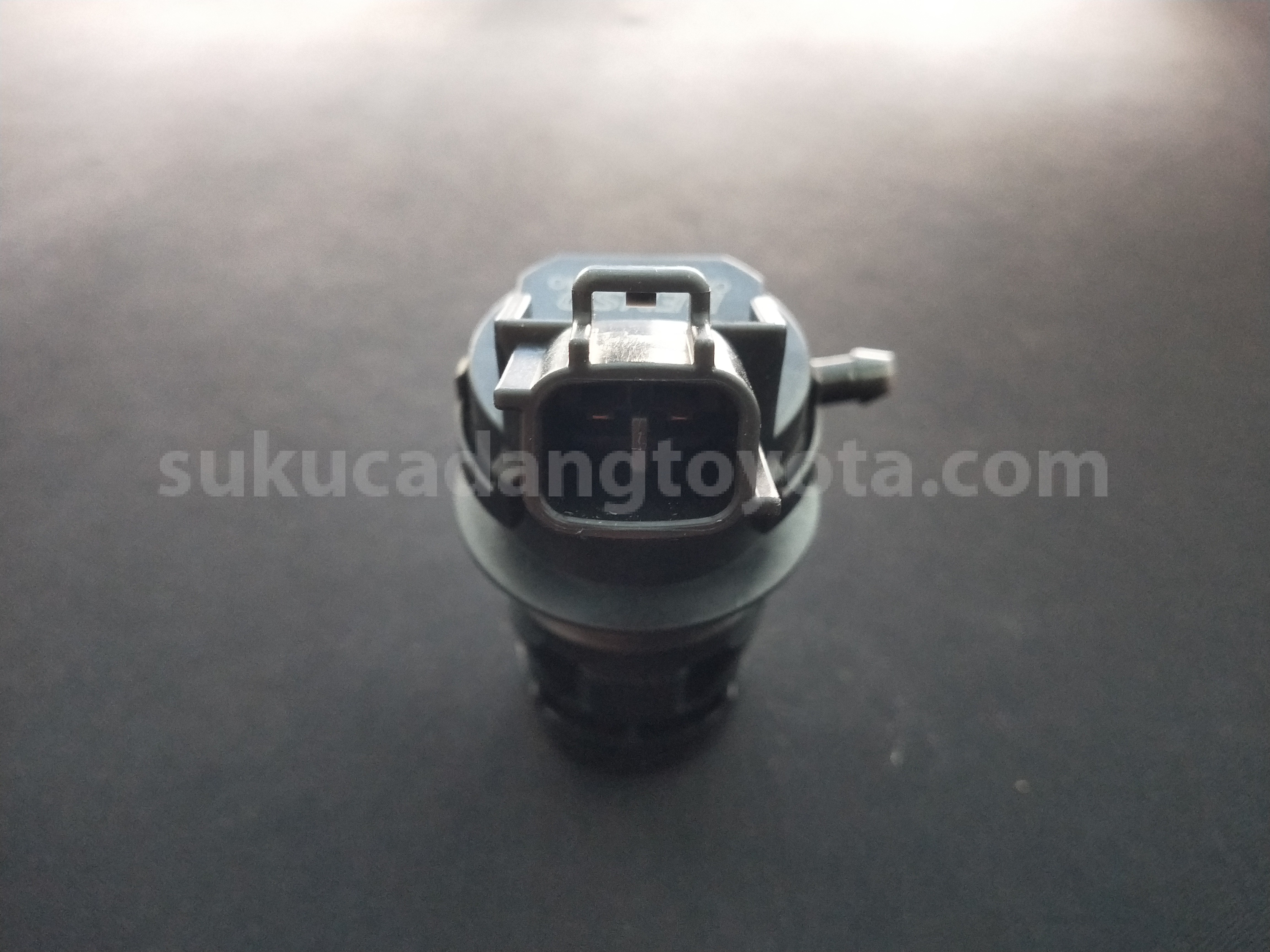 85330BZ060 MOTOR & PUMP ASSY,FR - TOYOTA