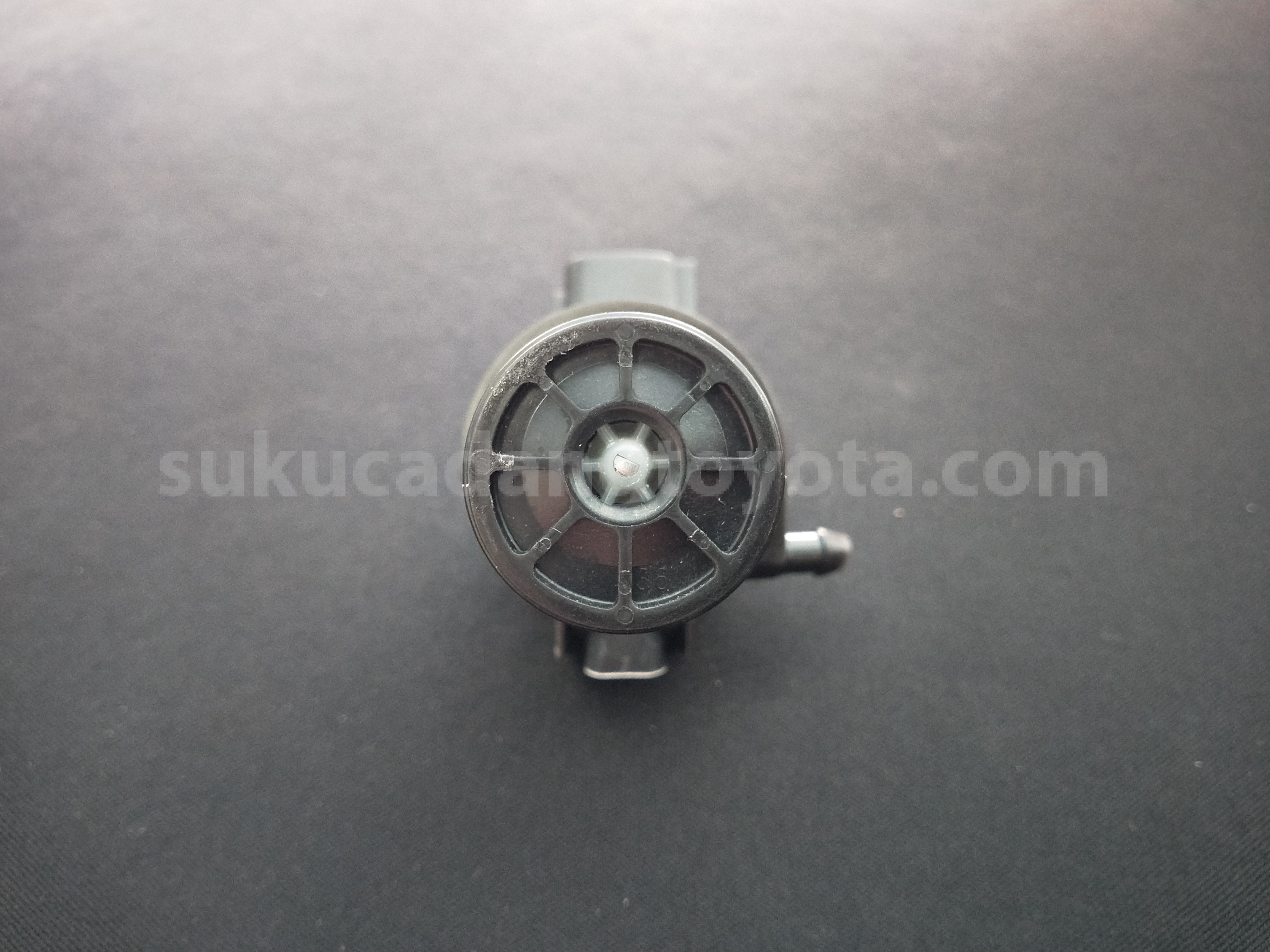 85330BZ060 MOTOR & PUMP ASSY,FR - TOYOTA