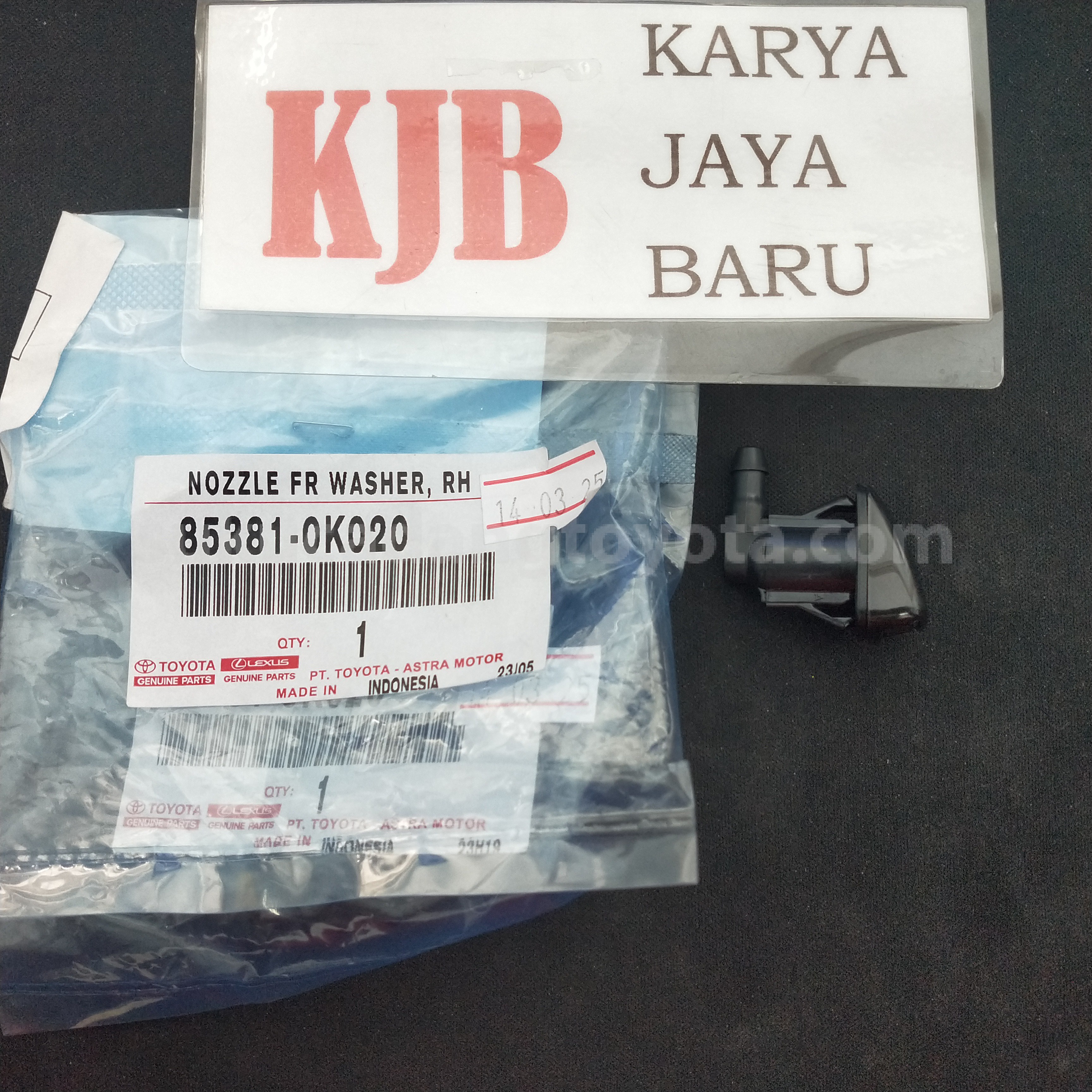 853810K020 NOZZLE FR WASHER, RH - TOYOTA