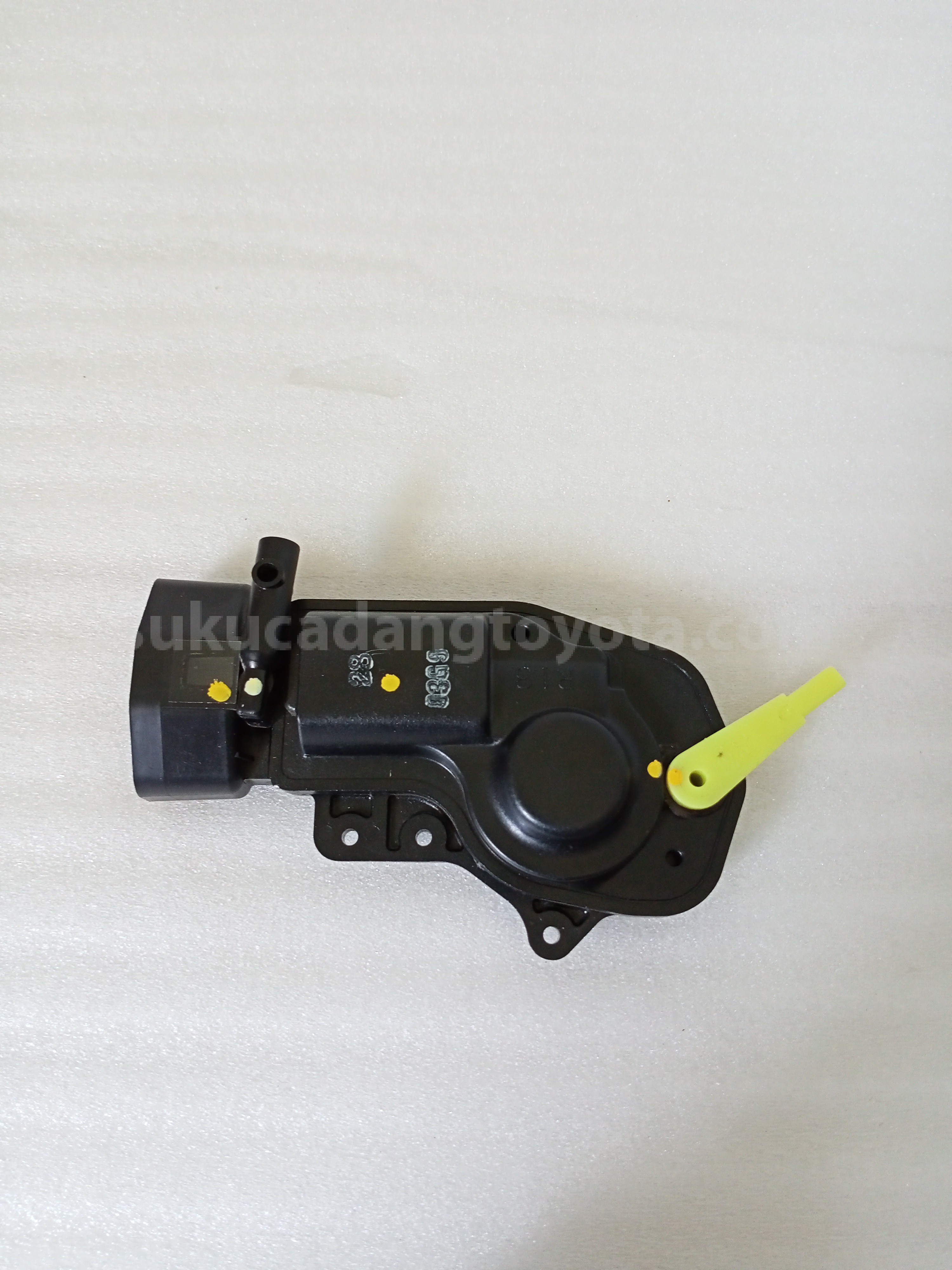 85450BZ110 MOTOR A/S DOOR FR RH - TOYOTA