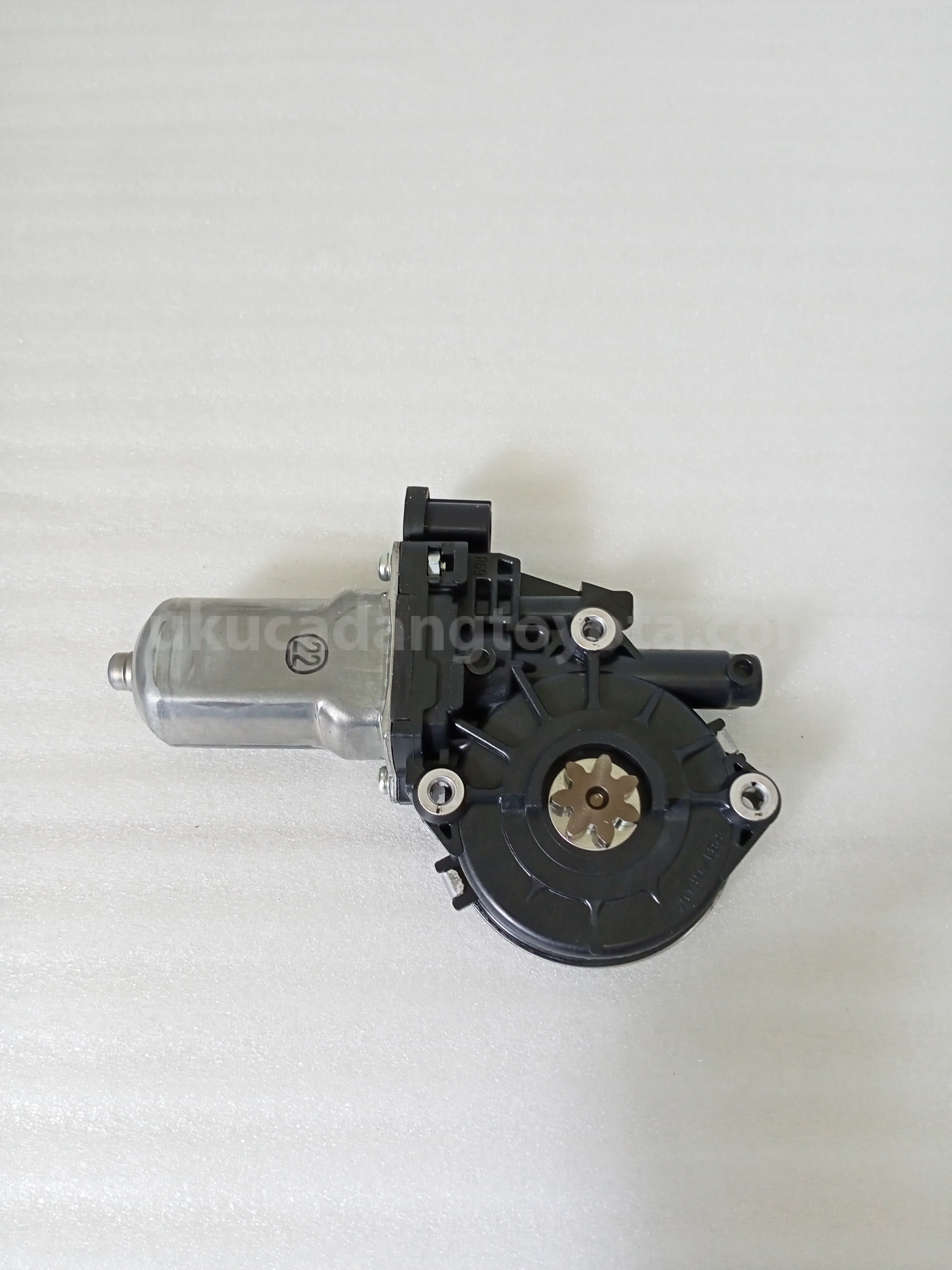85710BZ041 MOTOR A/S PWR WD RH - TOYOTA
