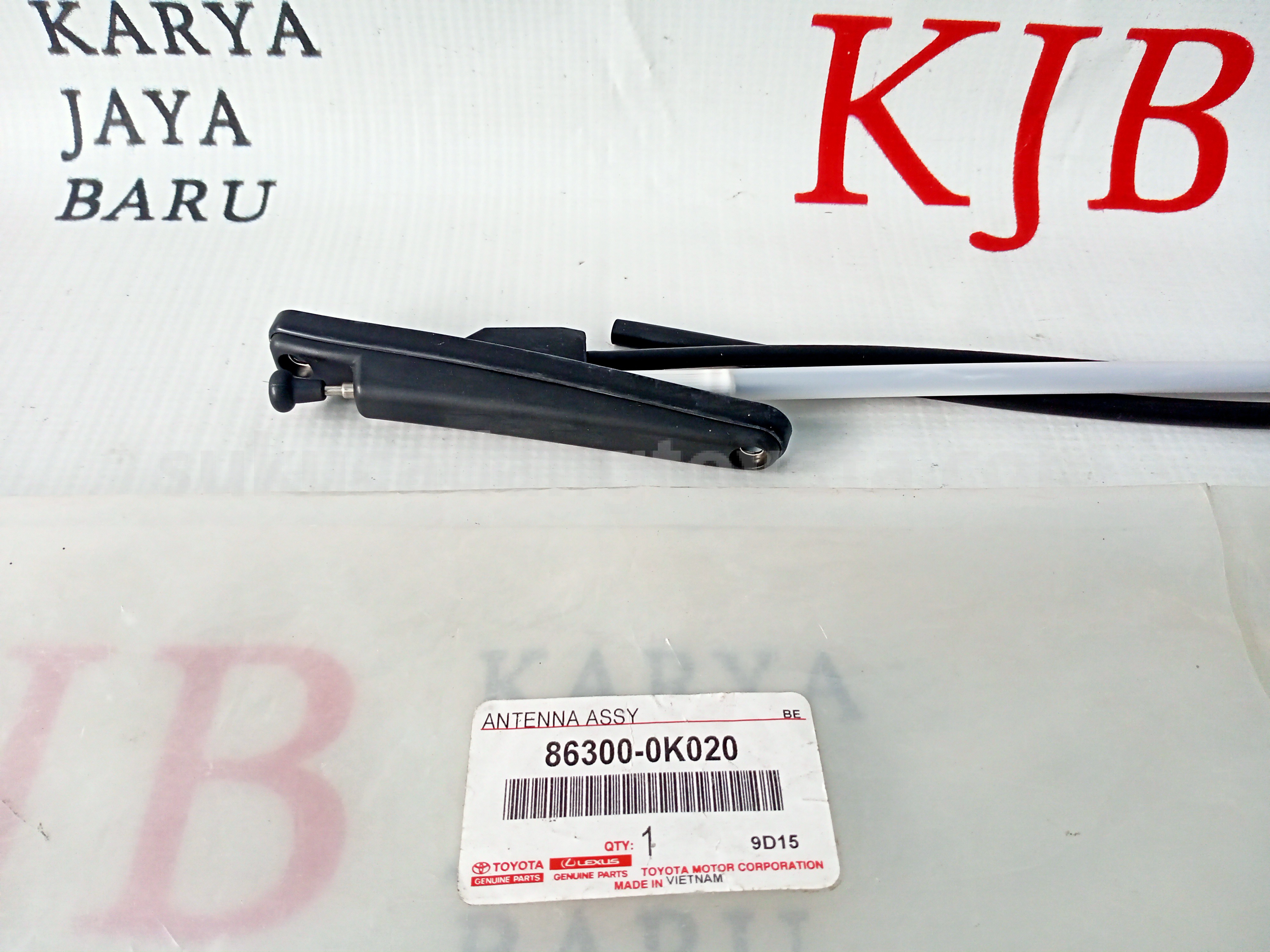 863000K020 ANTENNA ASSY, W/HOLD - TOYOTA