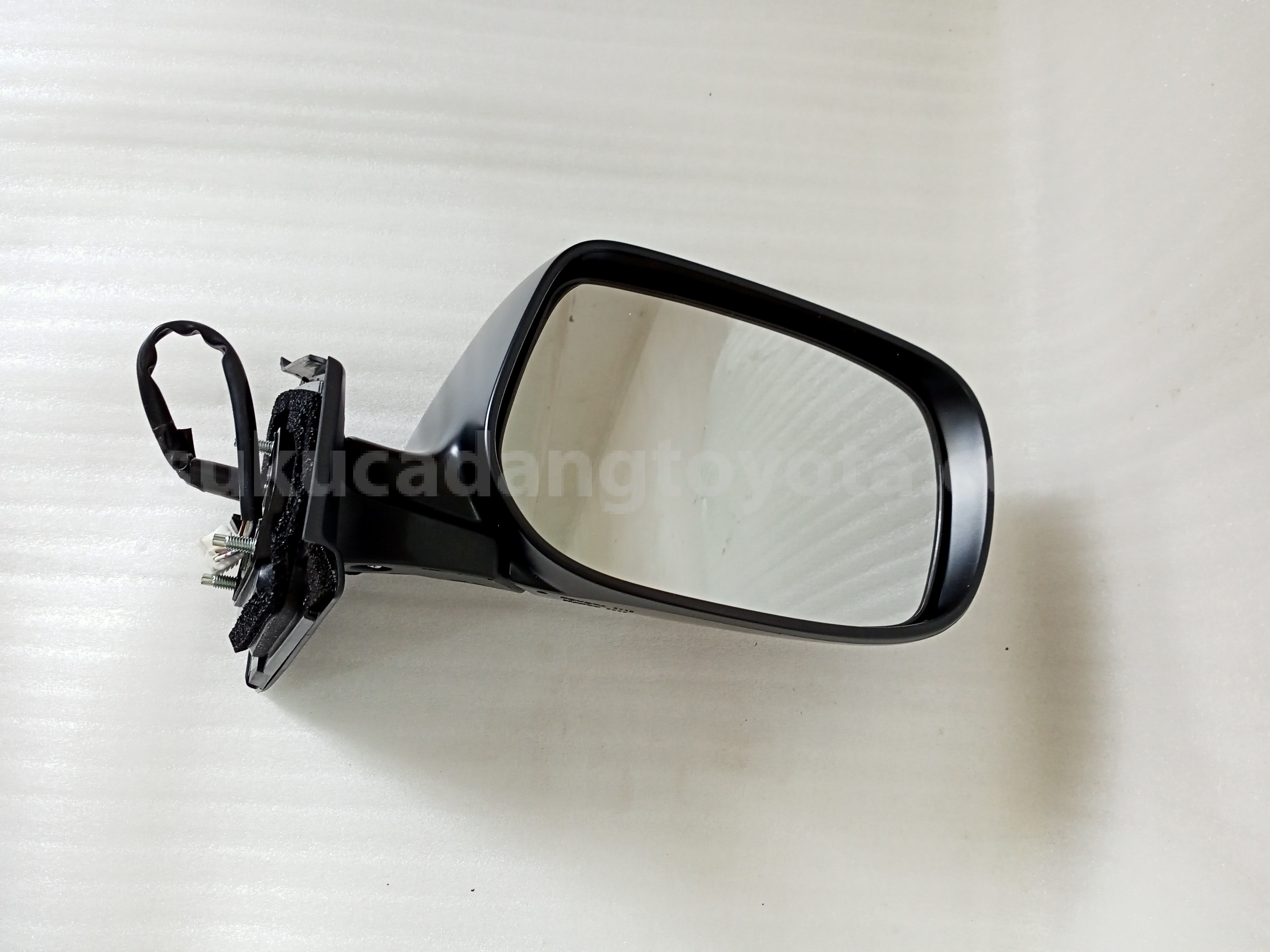 879100D460 MIRROR ASSY, OUTER R - TOYOTA