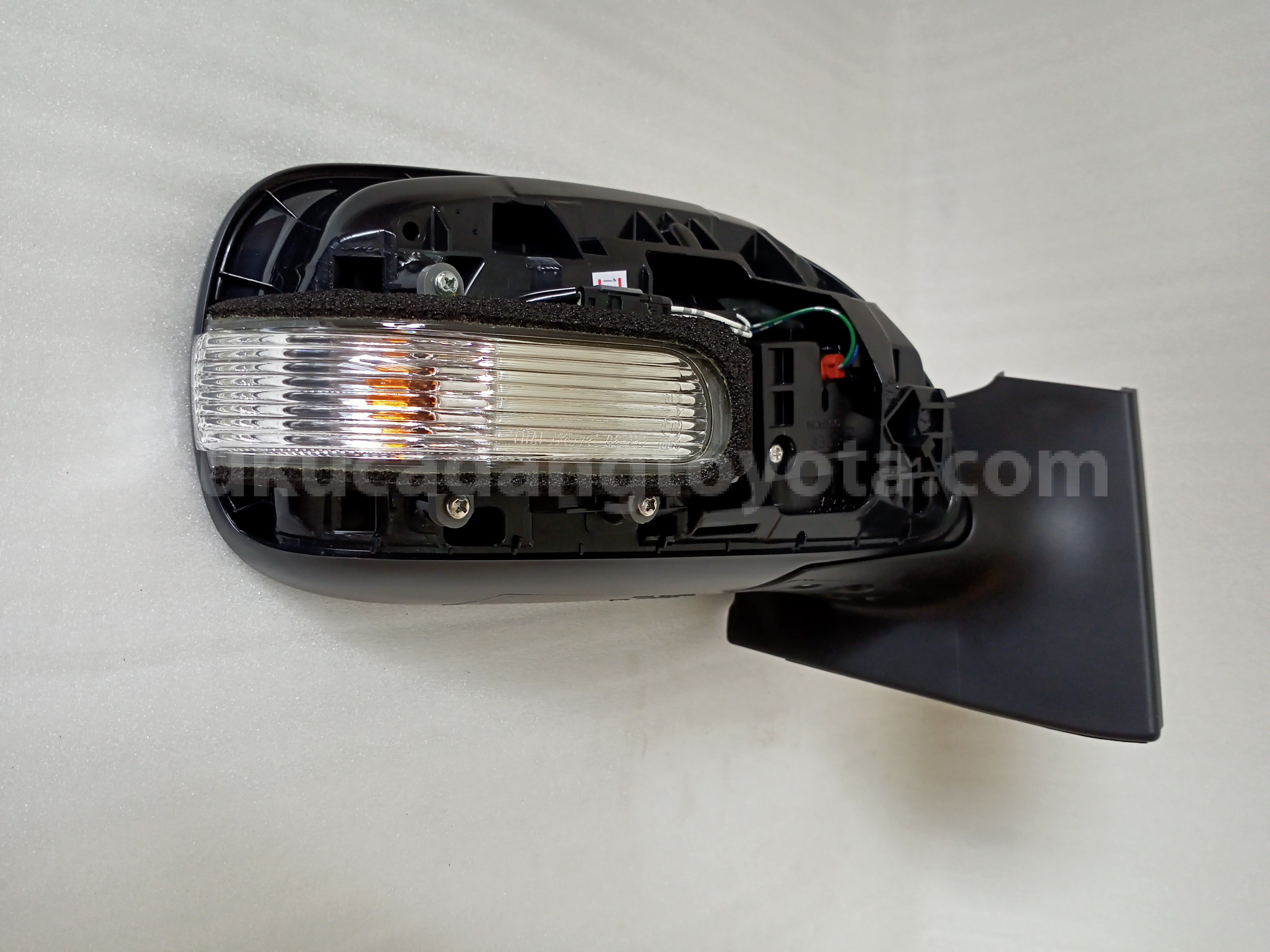 879100D460 MIRROR ASSY, OUTER R - TOYOTA