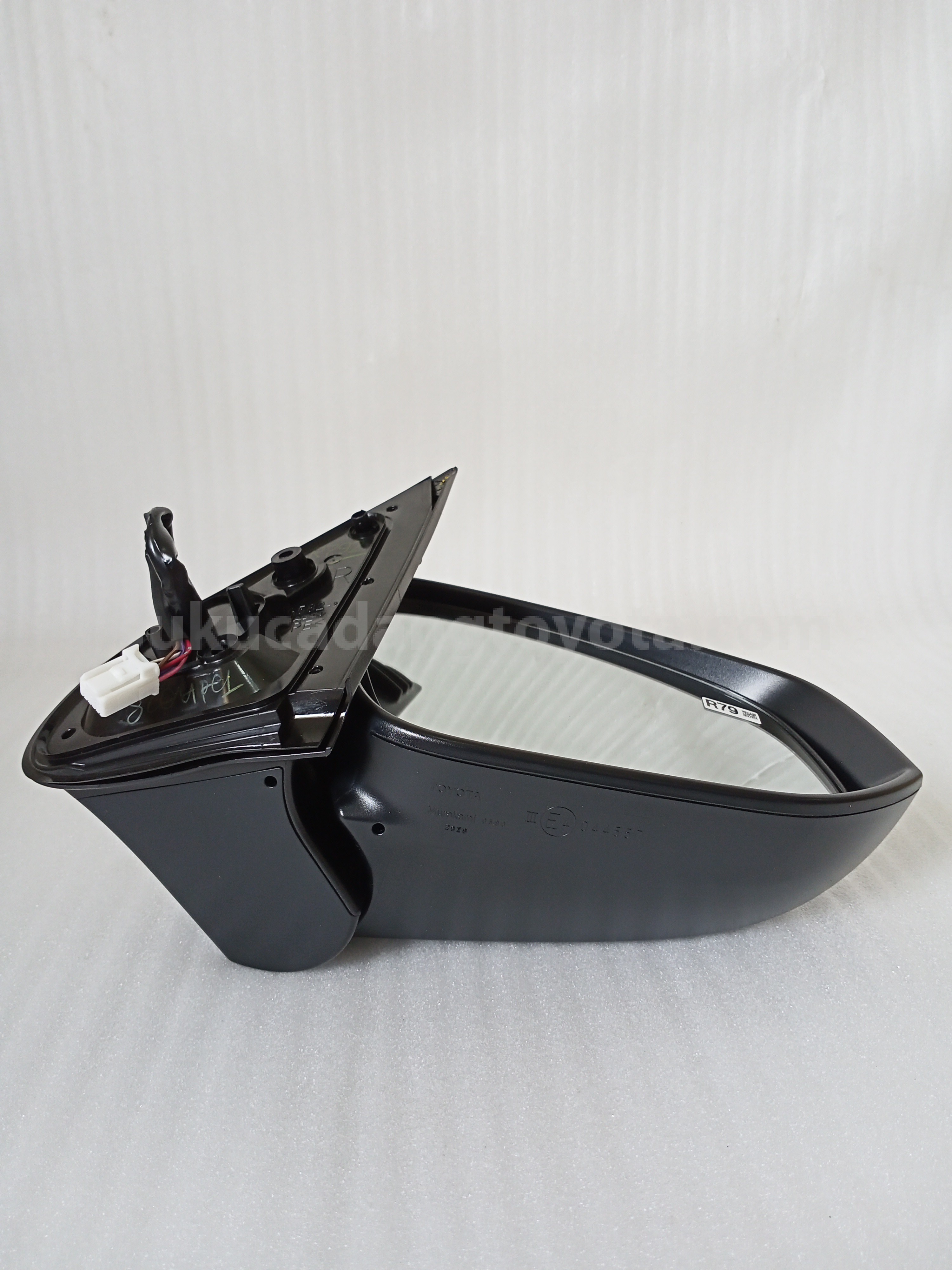 879100K792 MIRROR ASSY, OUTER R - TOYOTA