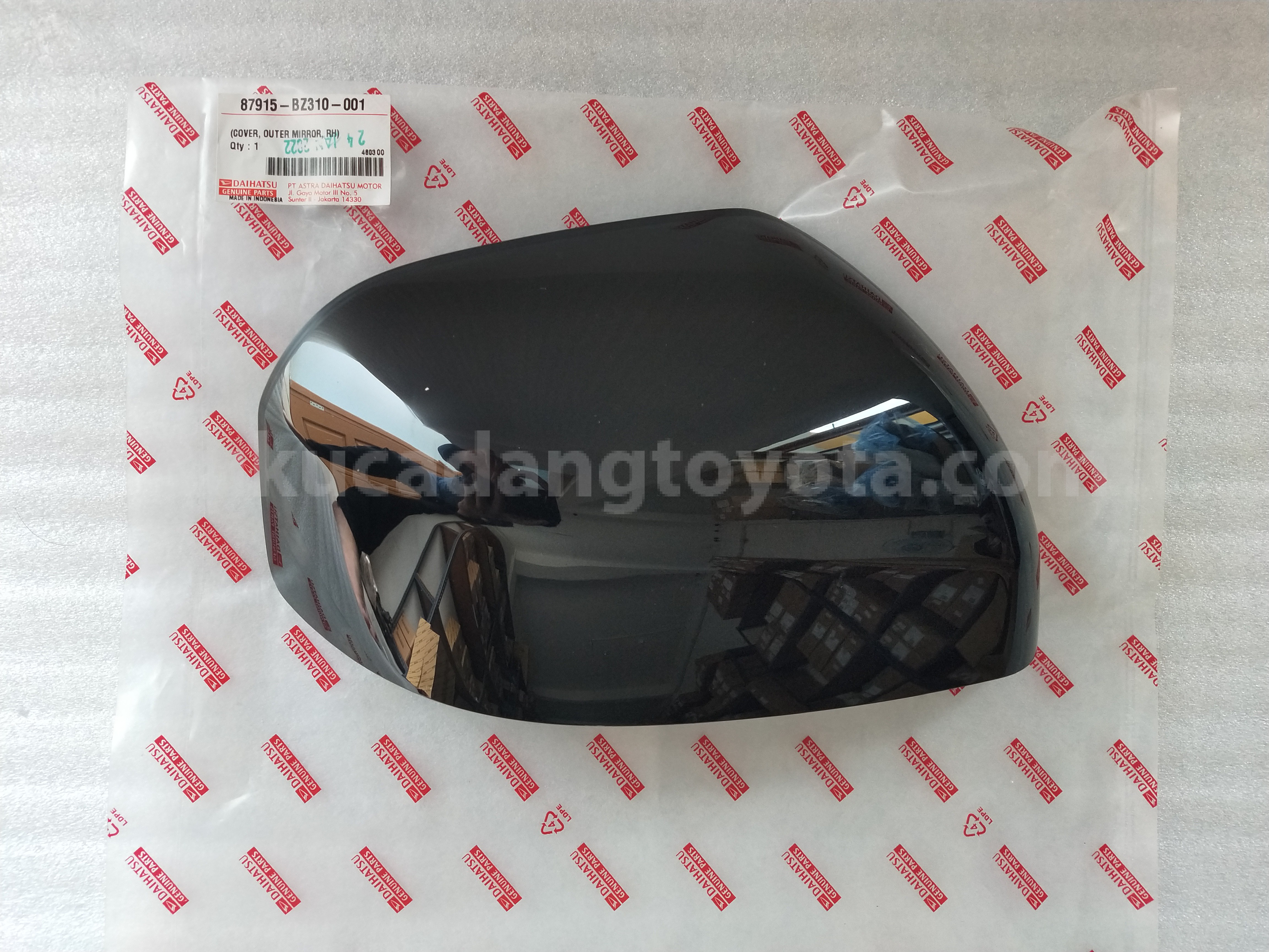 87915BZ310 COVER,OUT MIRROR,RH - TOYOTA