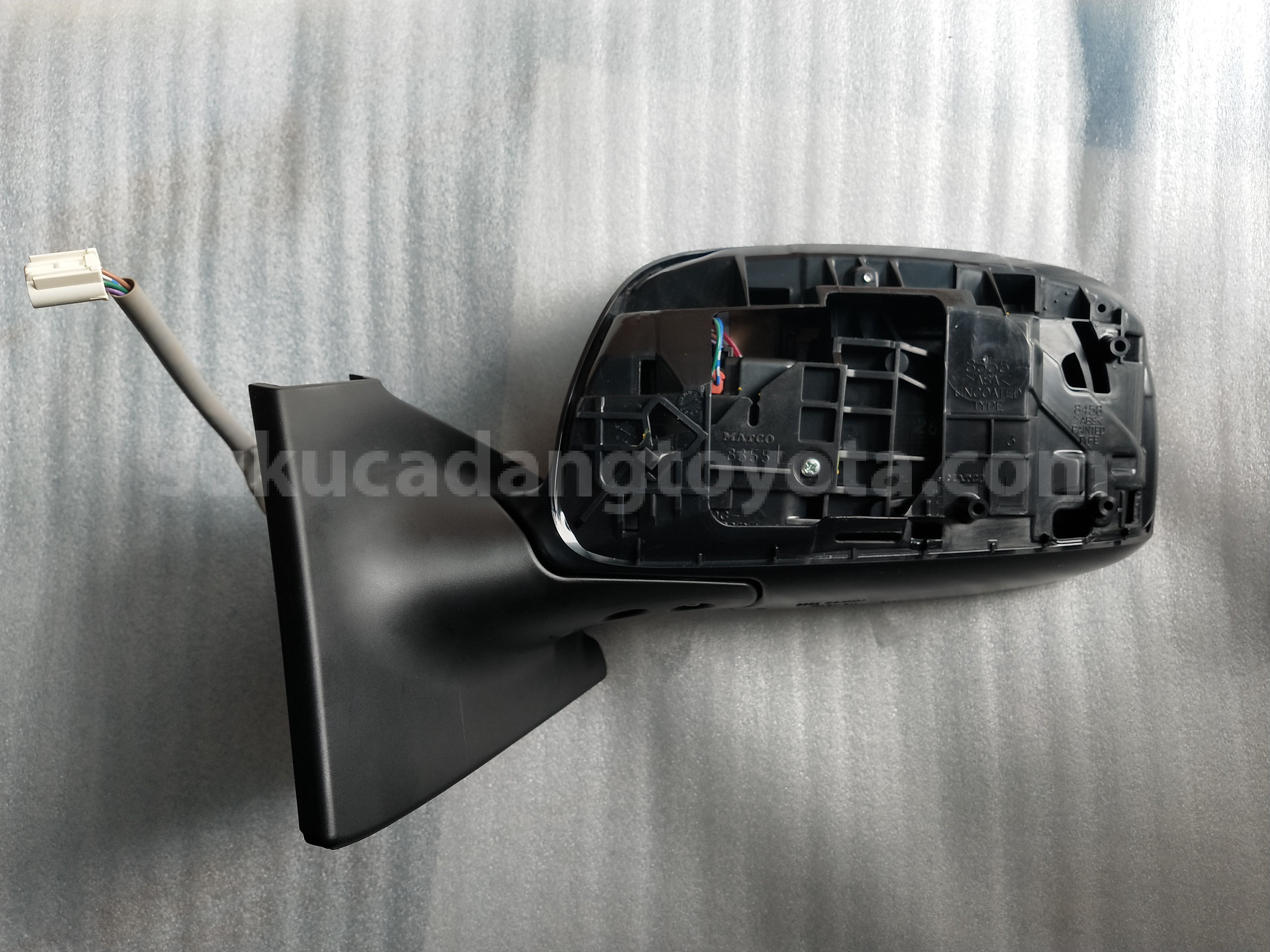 879400D300 MIRROR ASSY, OUTER R - TOYOTA