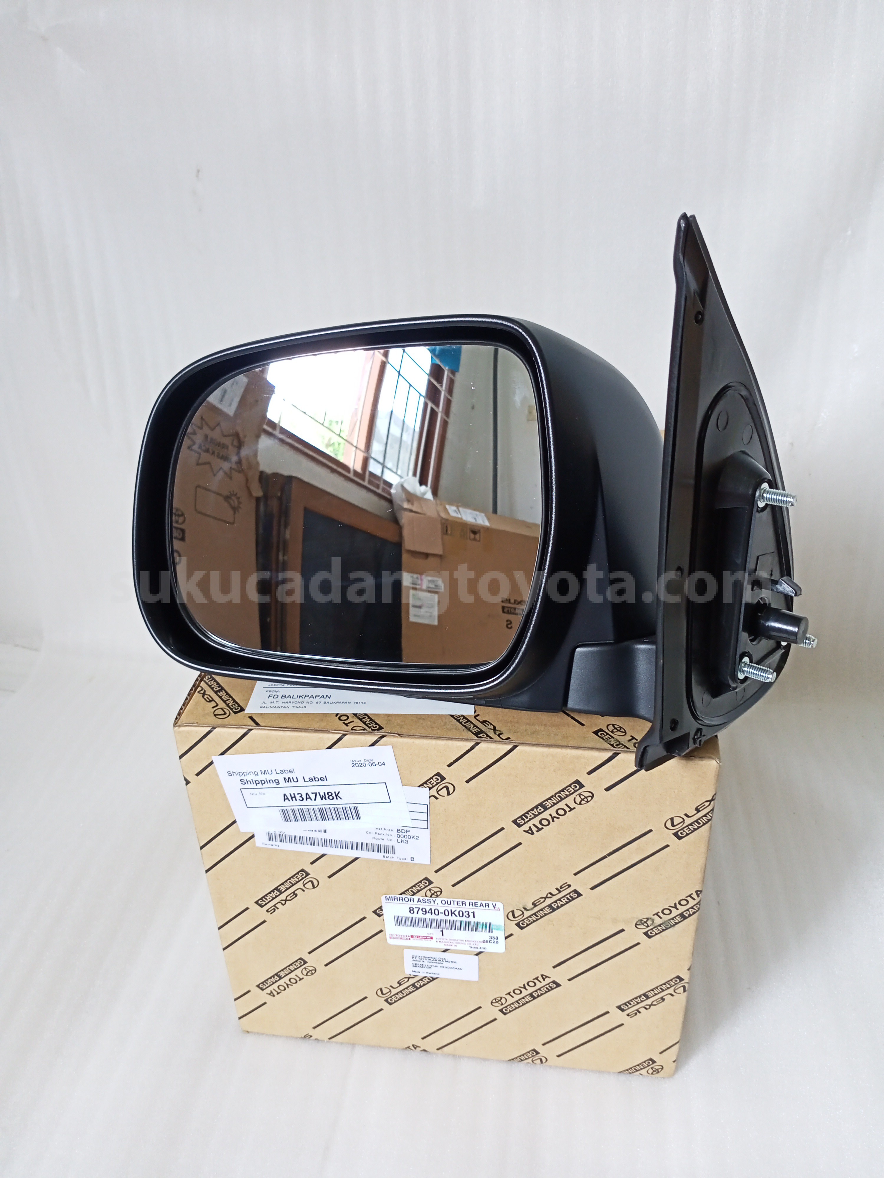 879400K031 MIRROR ASSY, OUTER R - TOYOTA