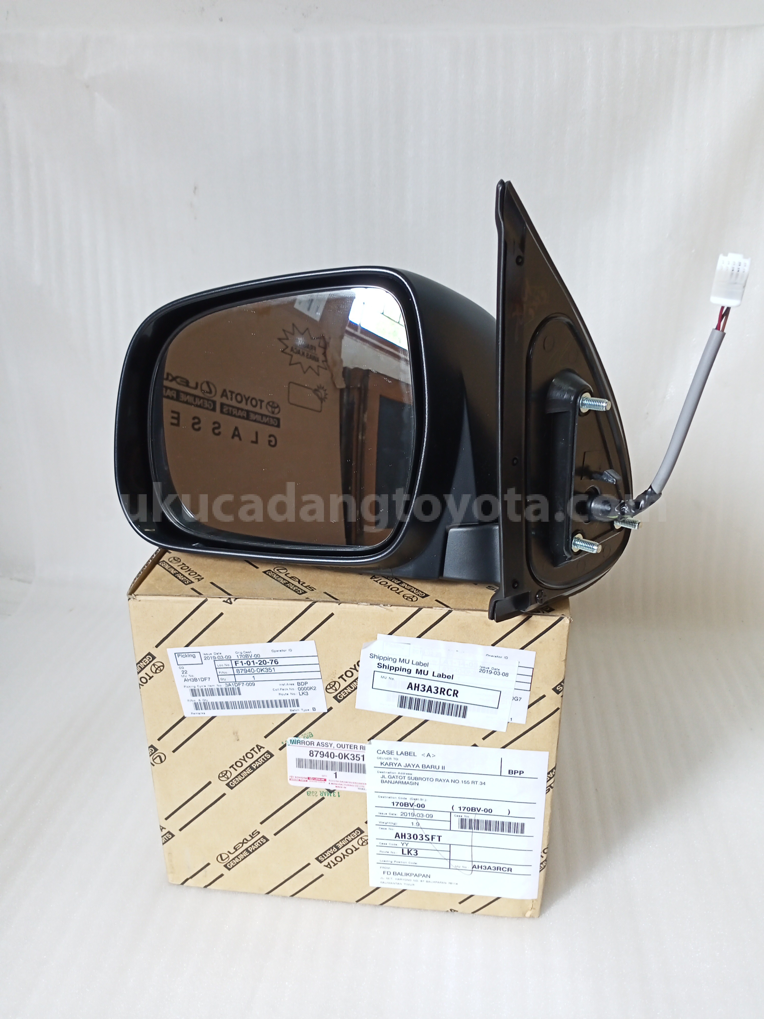 879400K351 MIRROR ASSY, OUTER R - TOYOTA