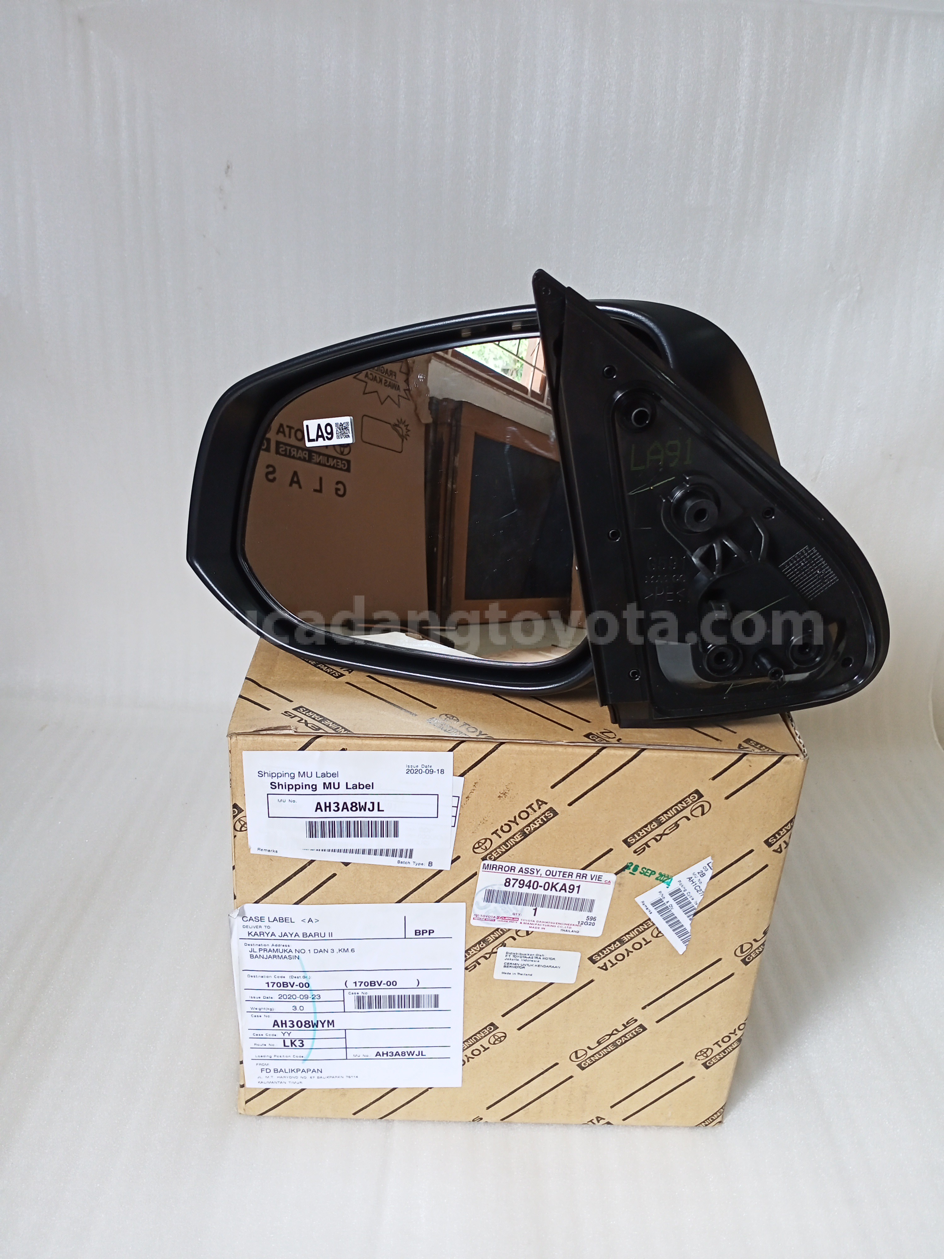 879400KA91 MIRROR ASSY, OUTER R - TOYOTA