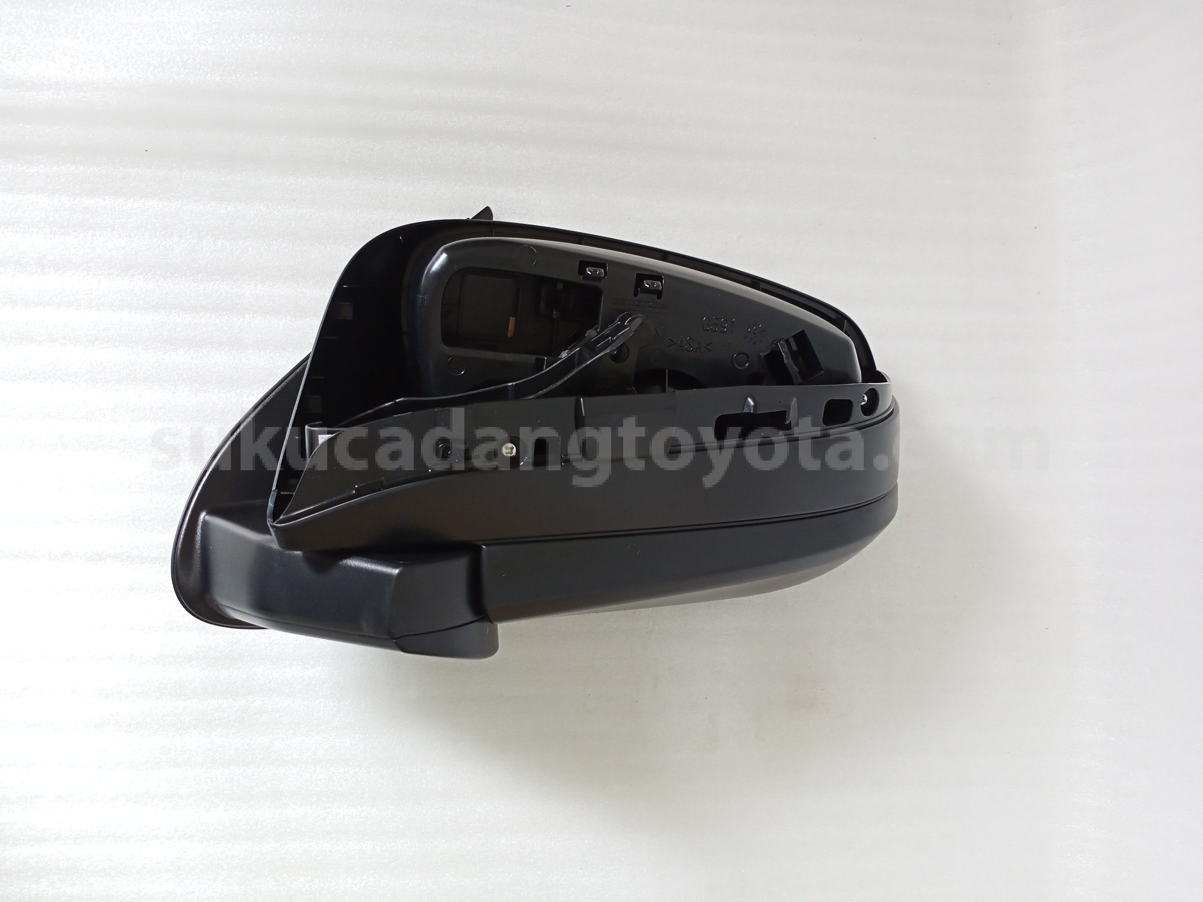 879400KA91 MIRROR ASSY, OUTER R - TOYOTA