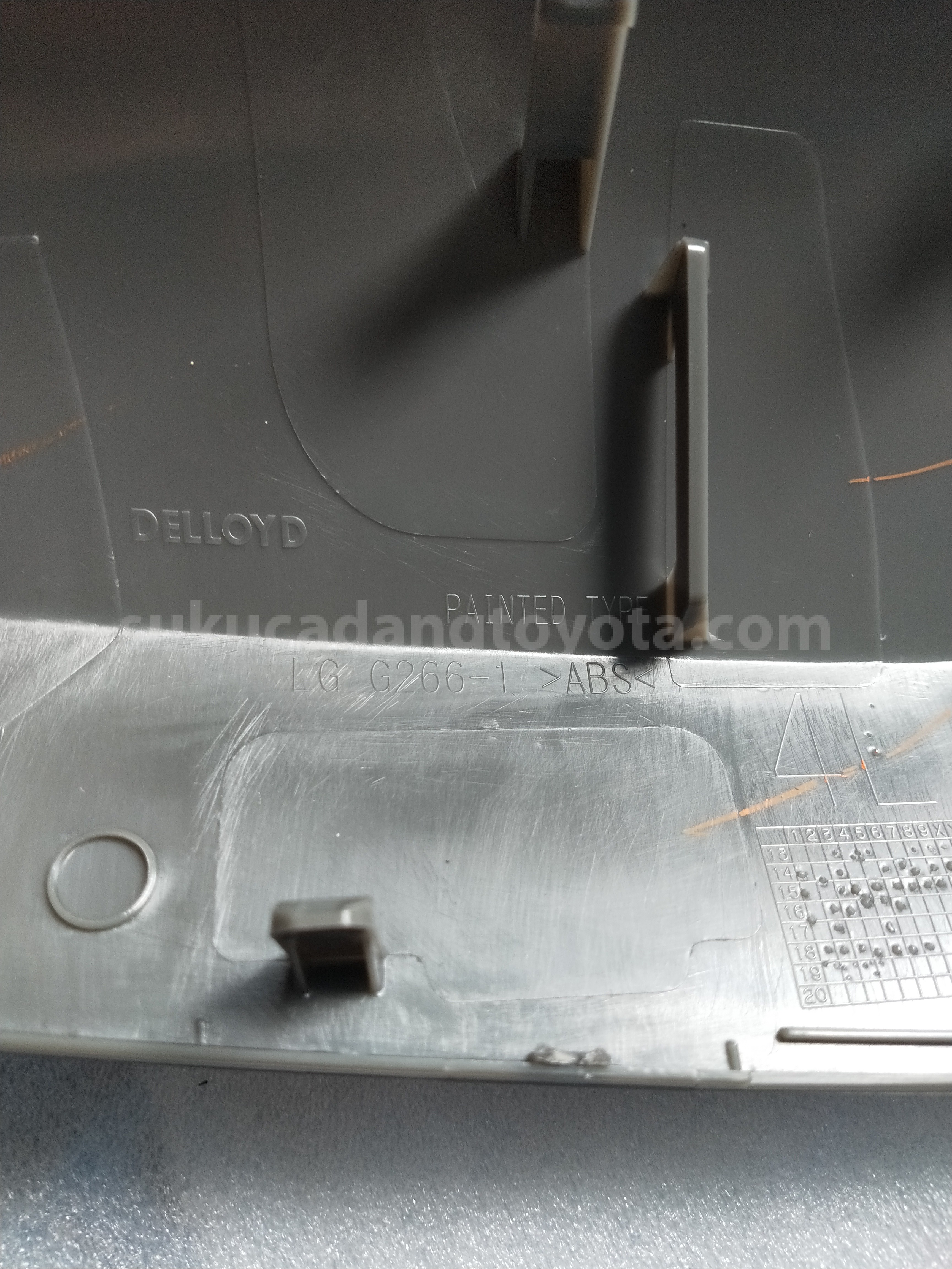 87945BZ550 COVER, OUT MIRROR LH - TOYOTA