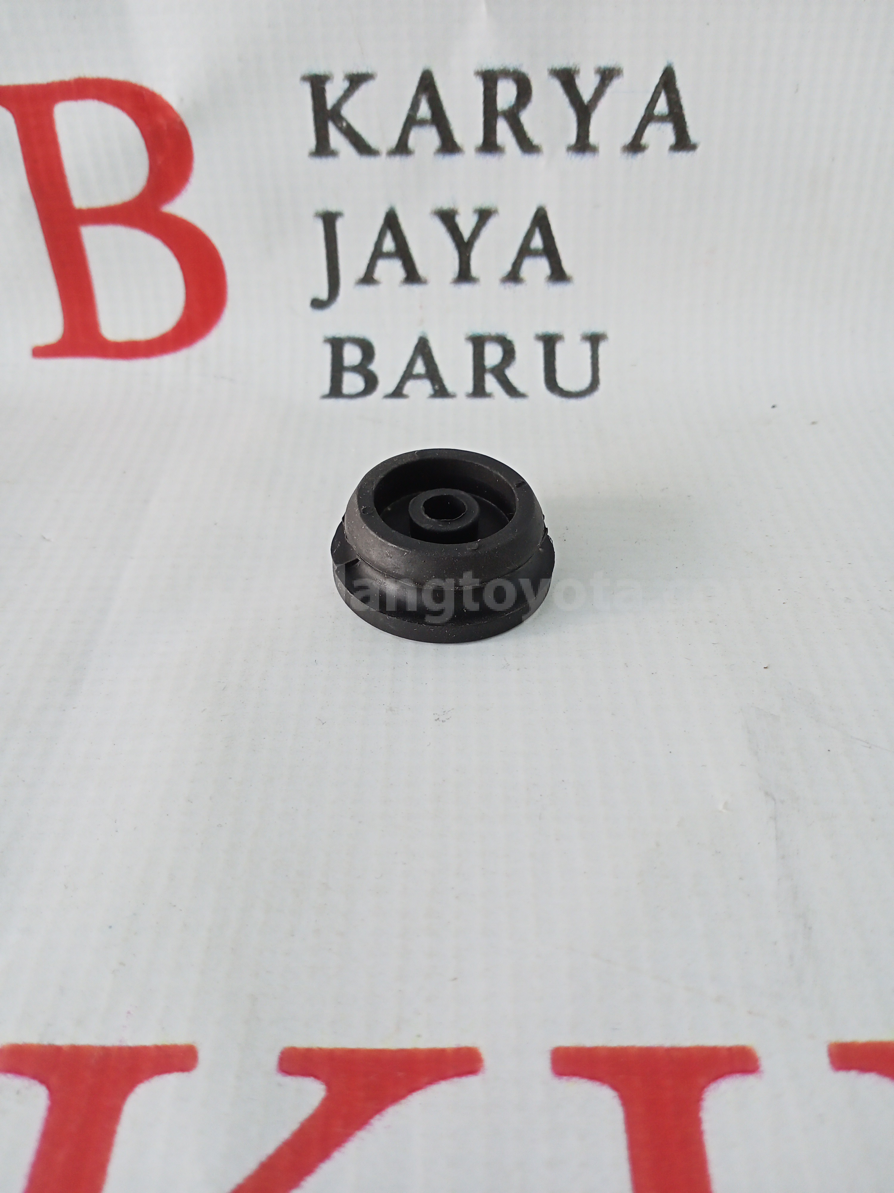 8846712180 CUSHION COOLER COND - TOYOTA