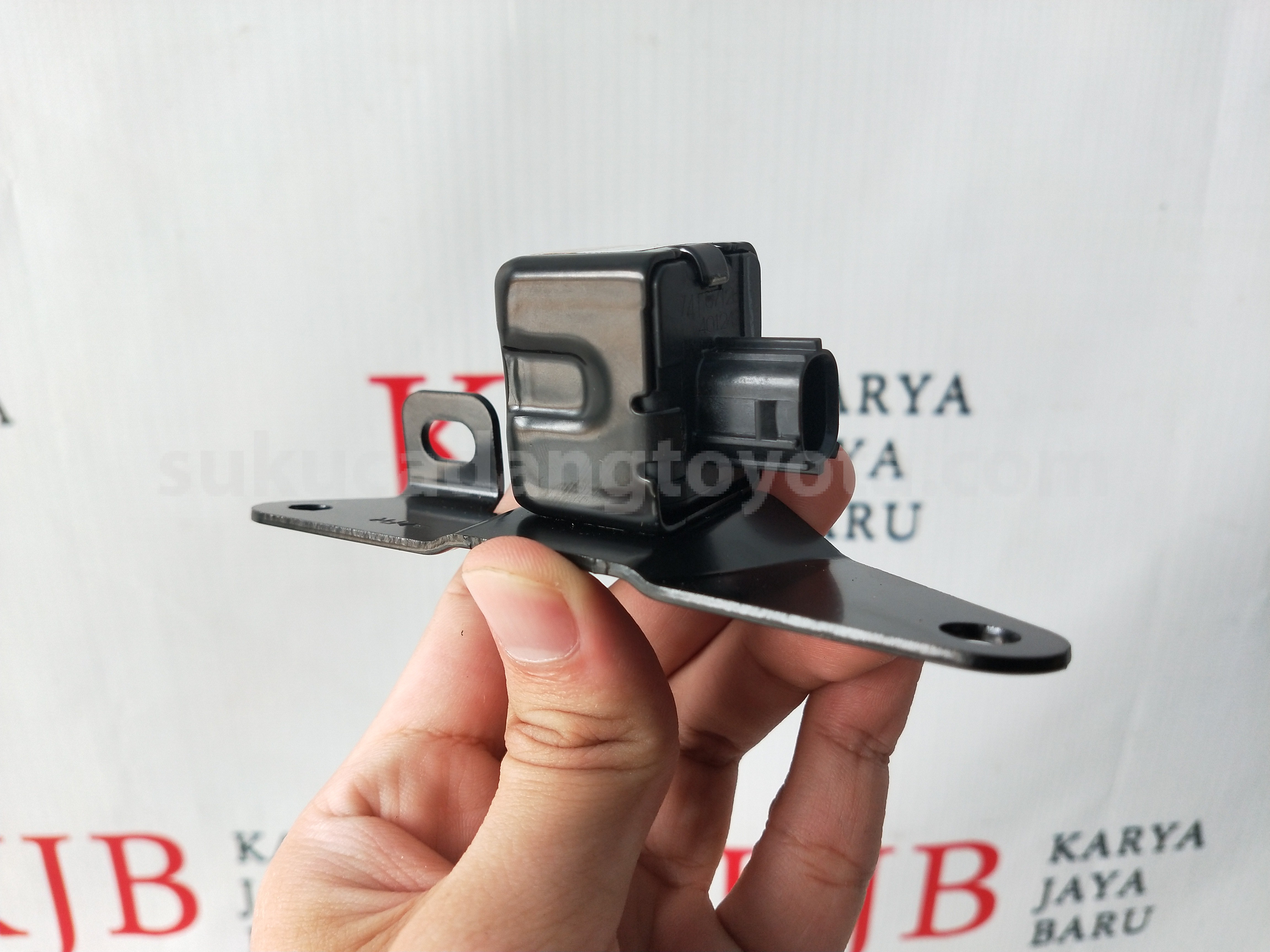 89174BZ040 SENSOR,AIR BAG,FR LH - TOYOTA