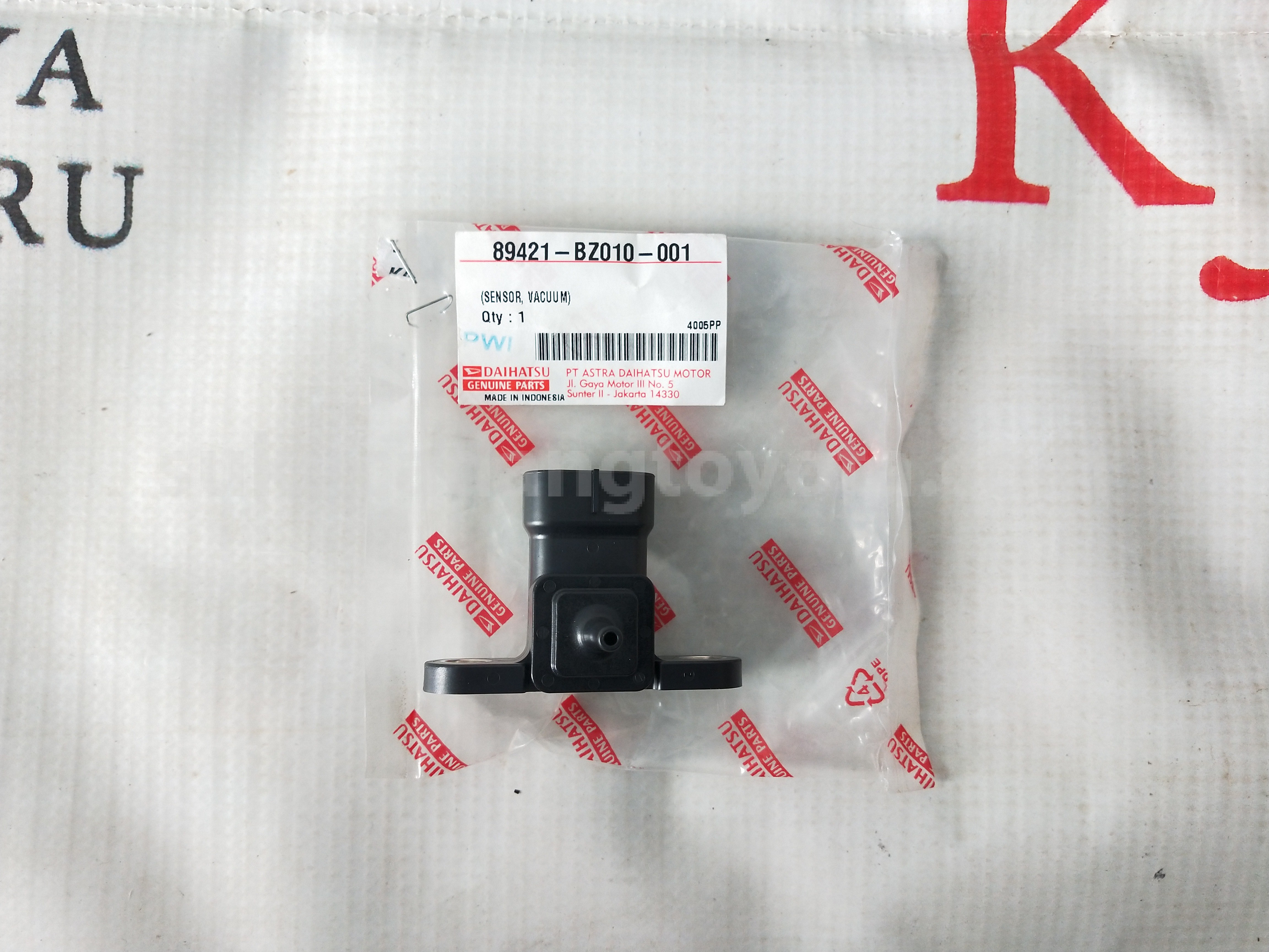 89421BZ010 SENSOR, VACUUM - TOYOTA