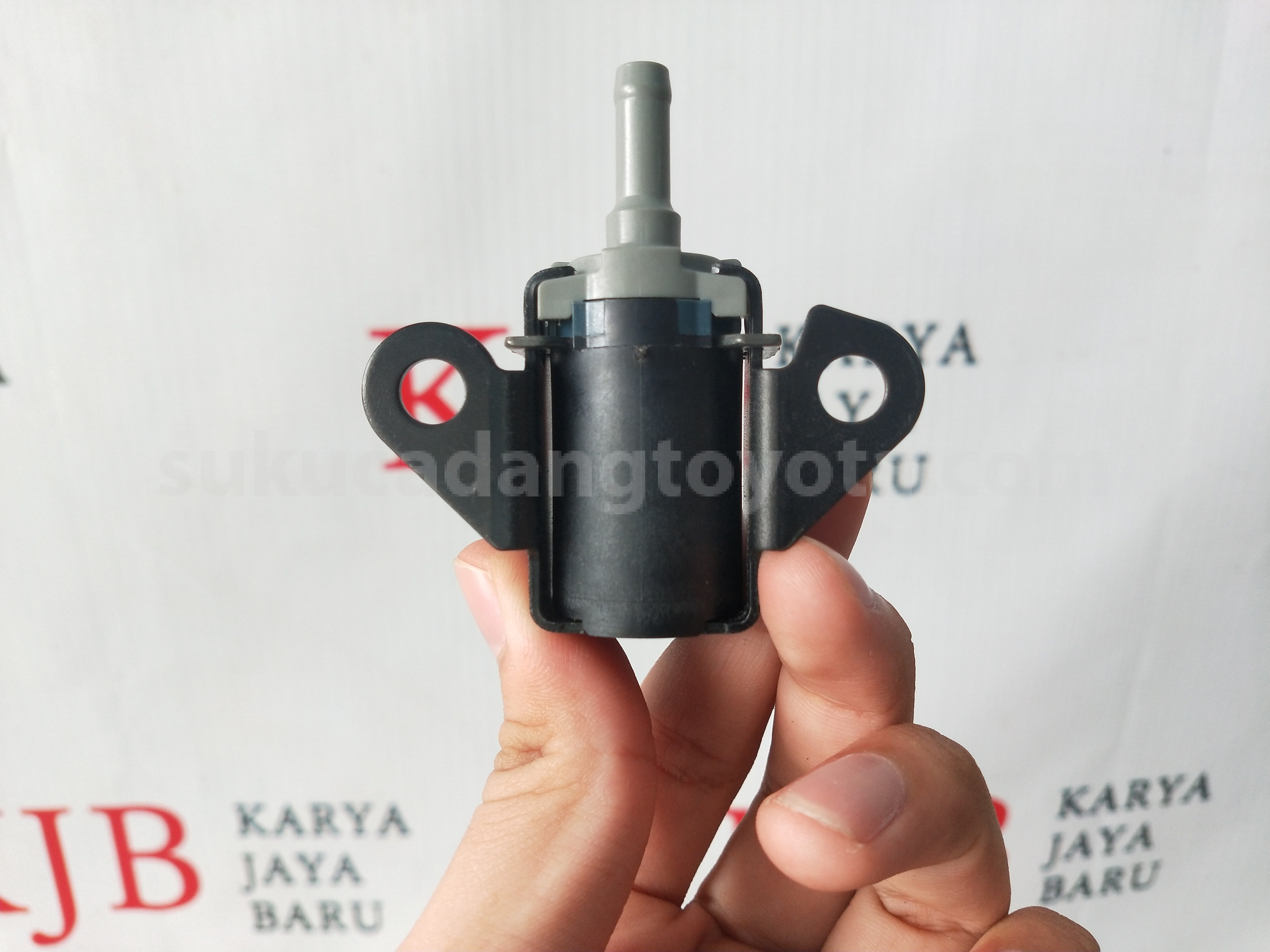89470BZ020 VALVE ASSY,VACUUM - TOYOTA