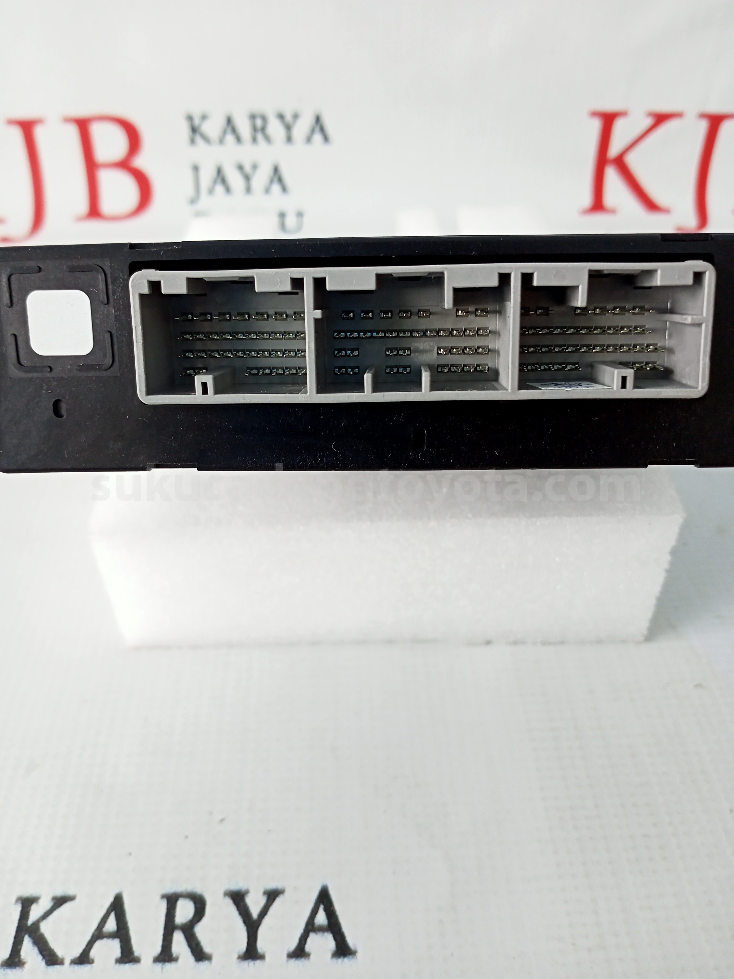 89560BZ850 COMPUTER,FUEL INJECT - TOYOTA