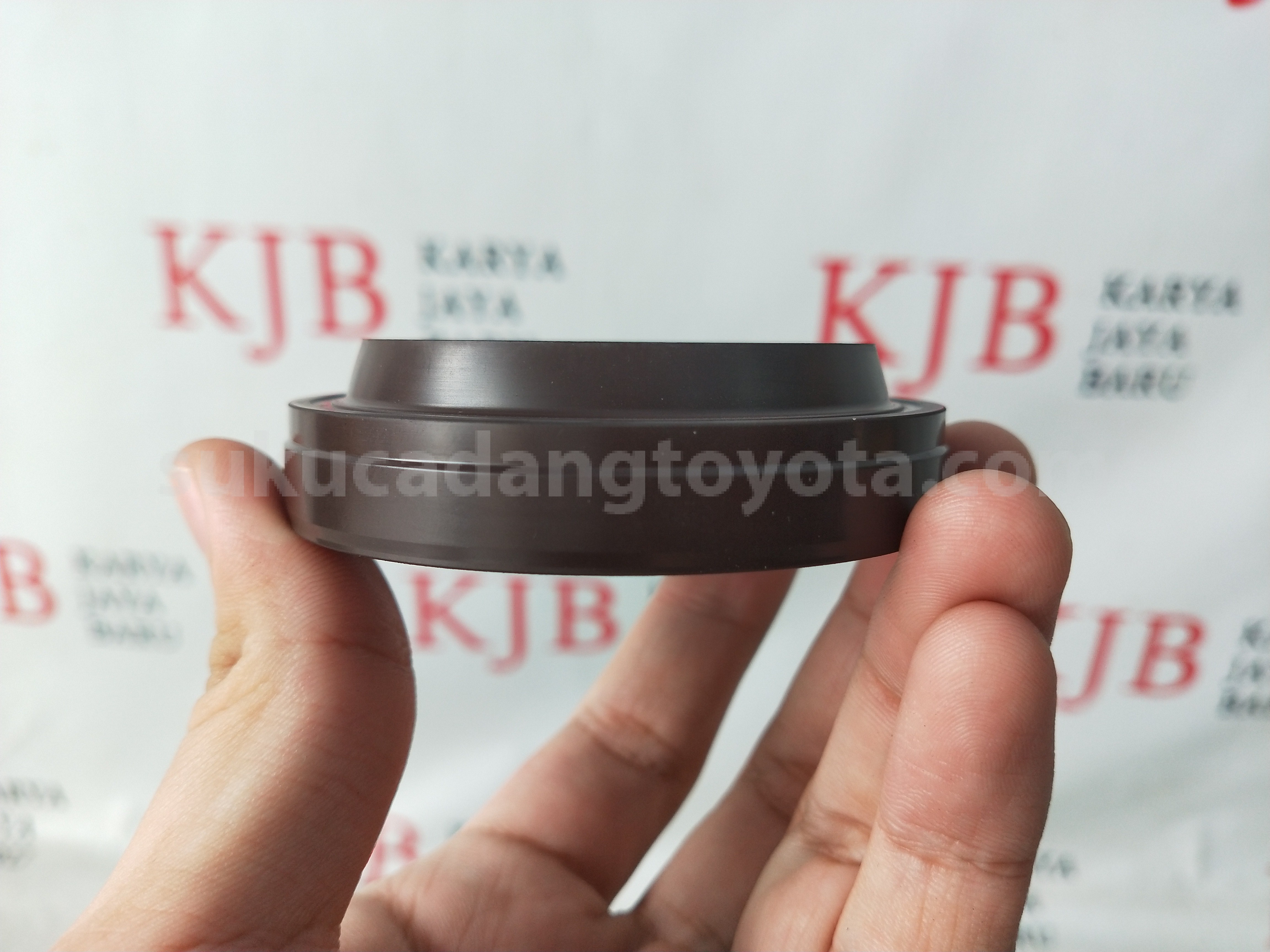 9004311316 SEAT TYPE T OIL - TOYOTA