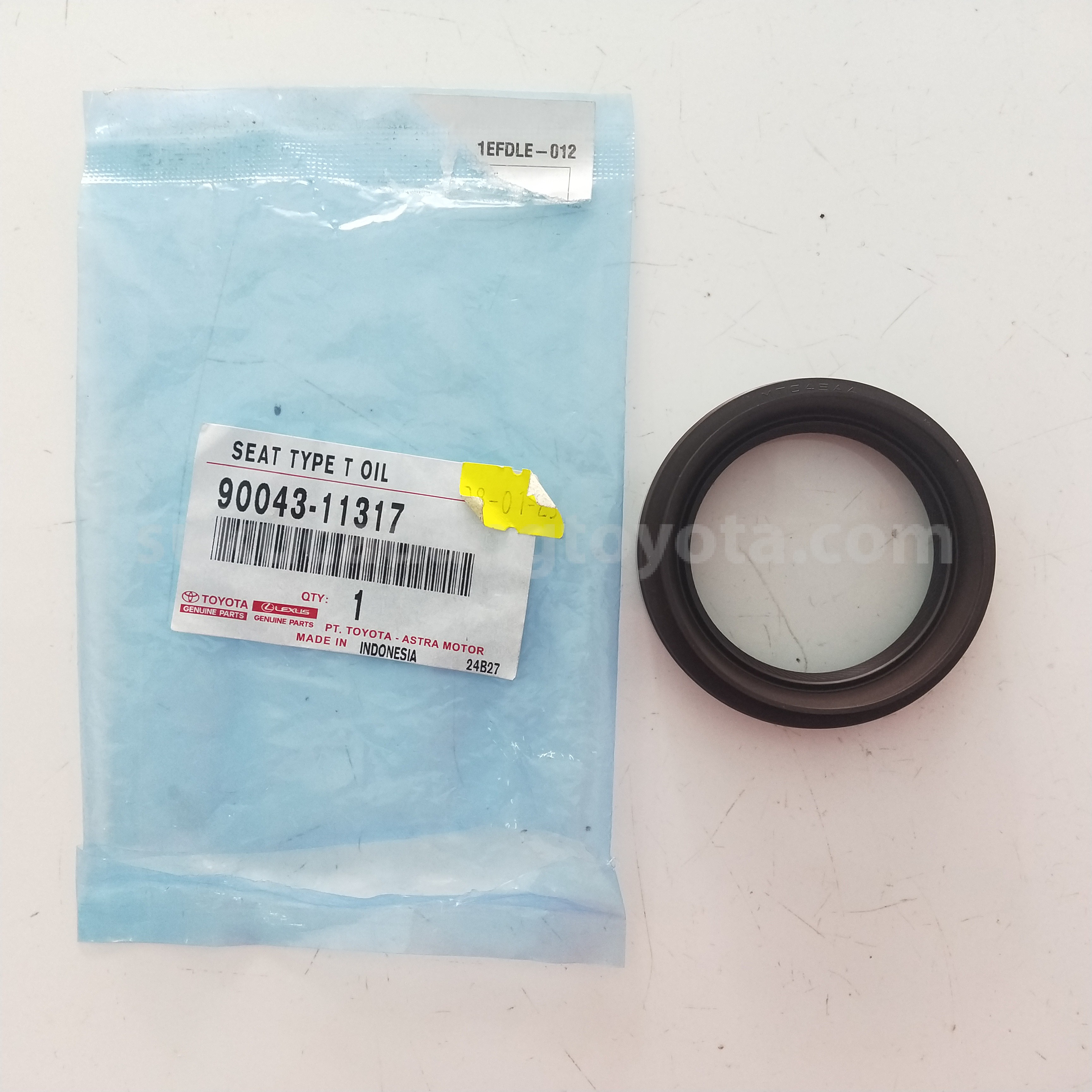 9004311317 SEAT TYPE T OIL - TOYOTA