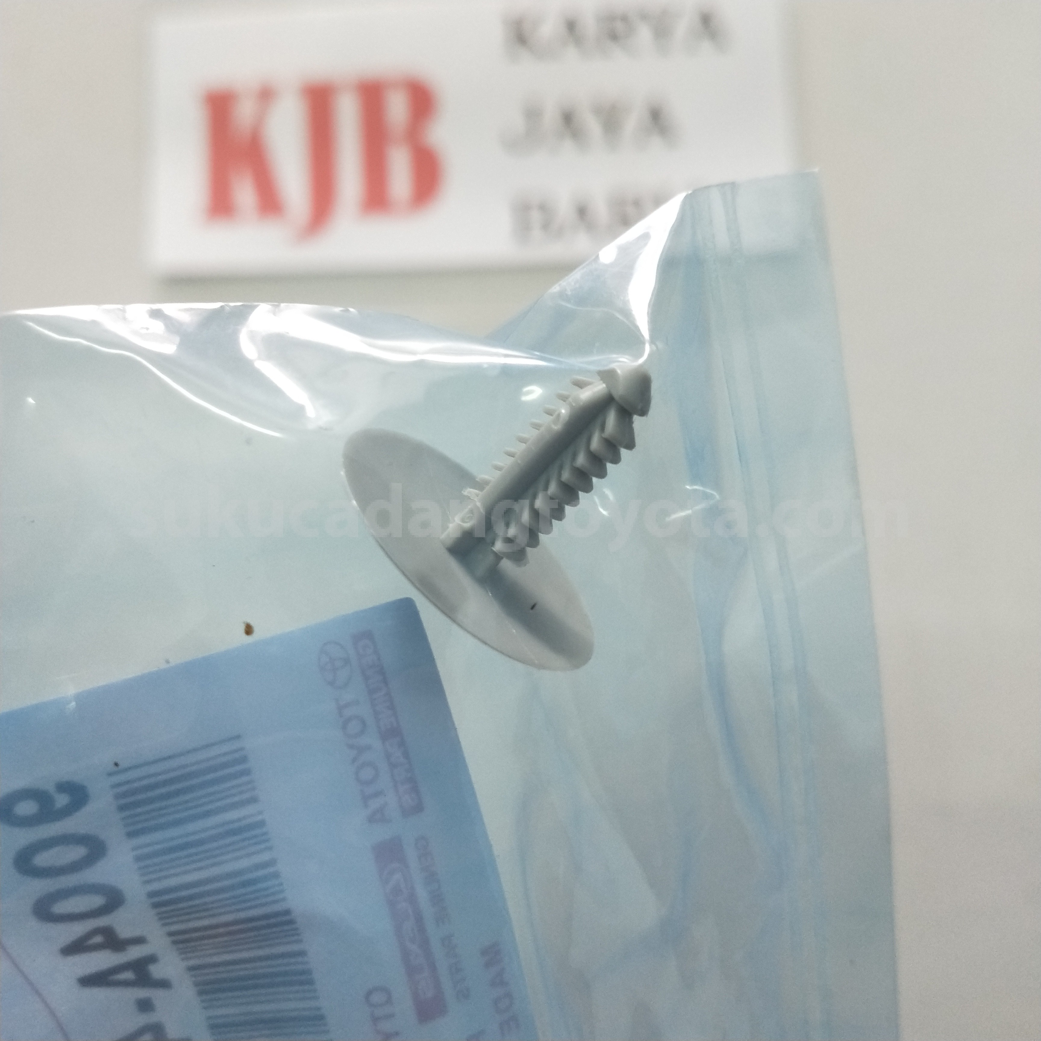 9004A46358B0 CLIP - TOYOTA