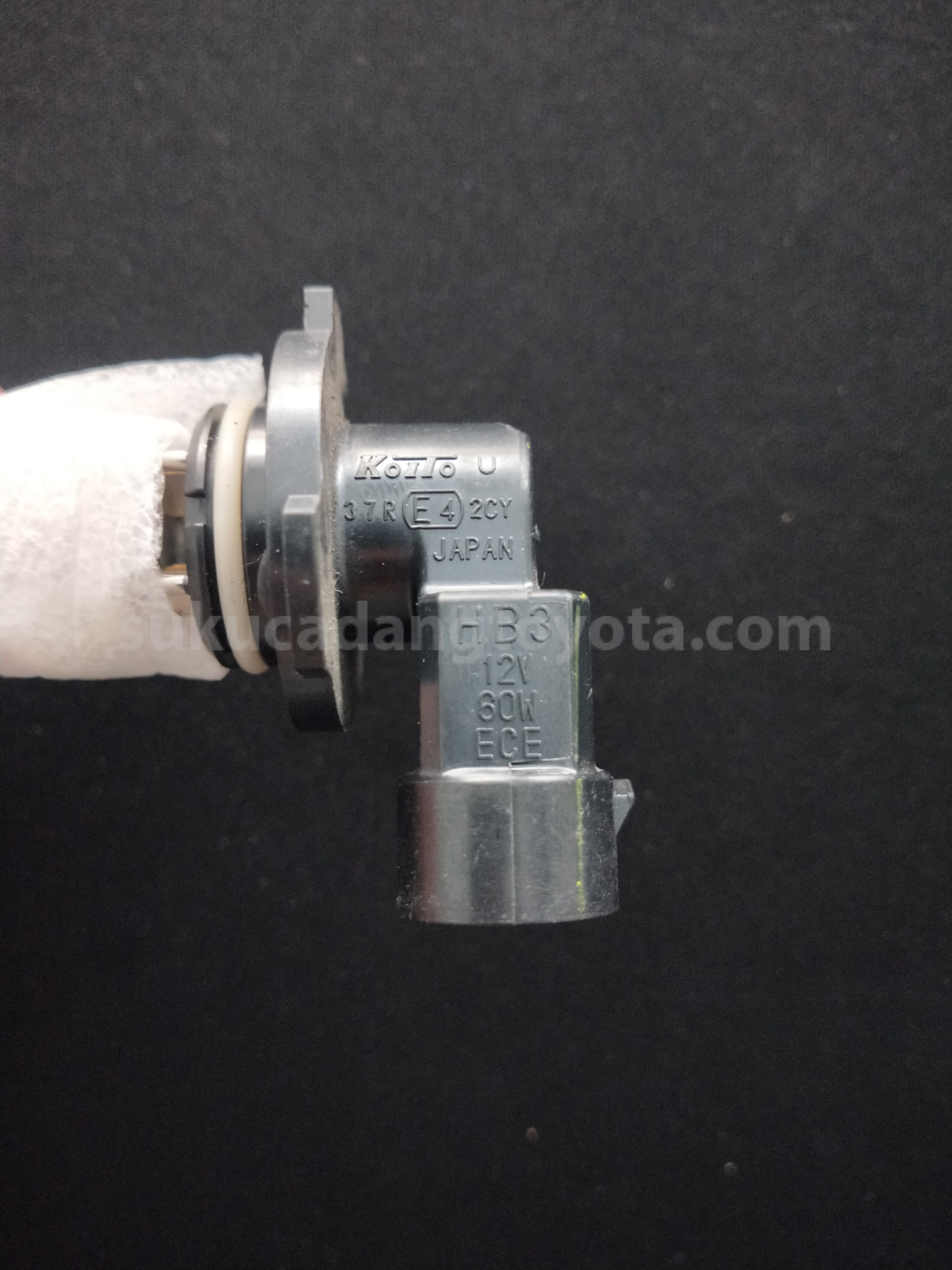 9004A81028 BULB - TOYOTA