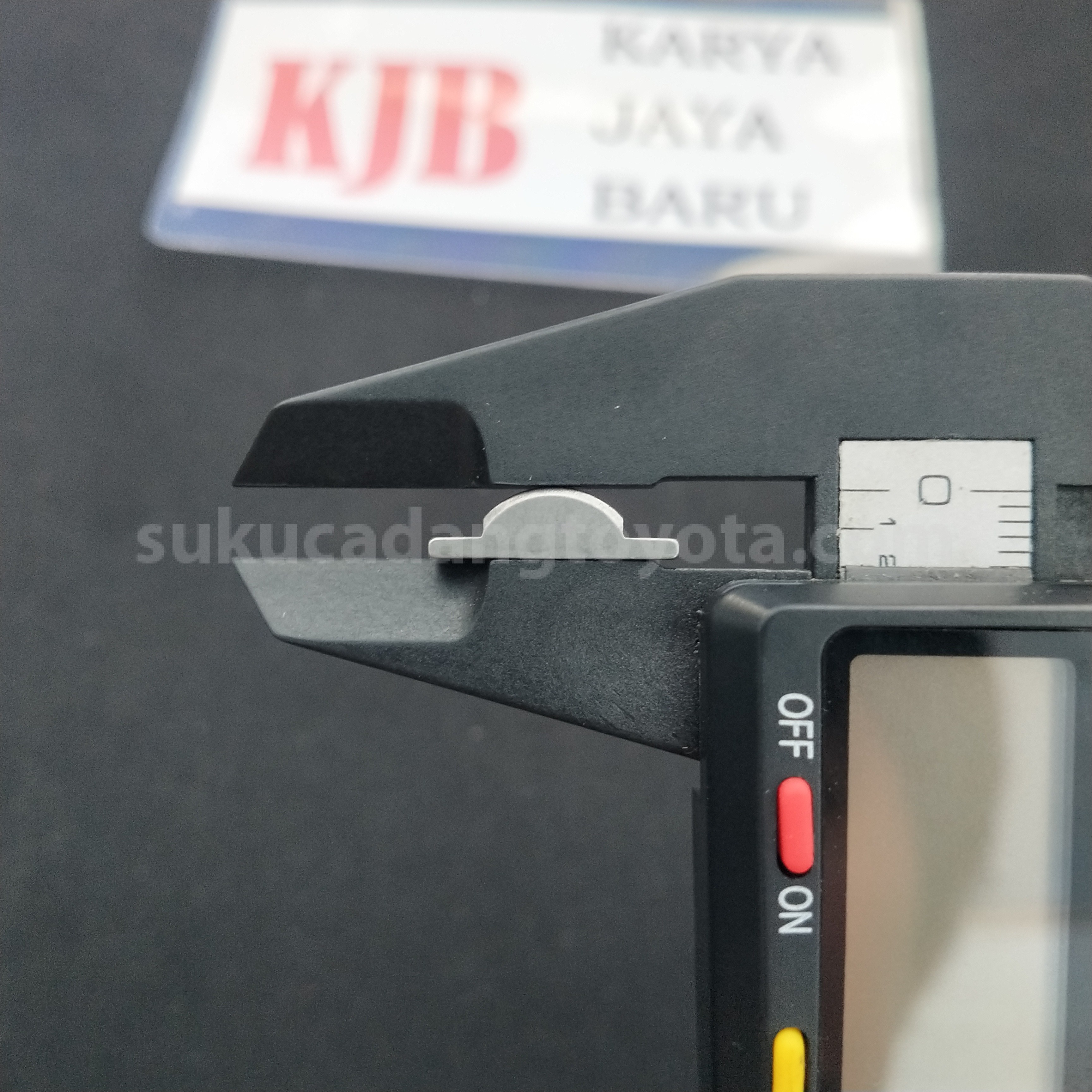 9028004001 KEY, WOOD RUFF - TOYOTA