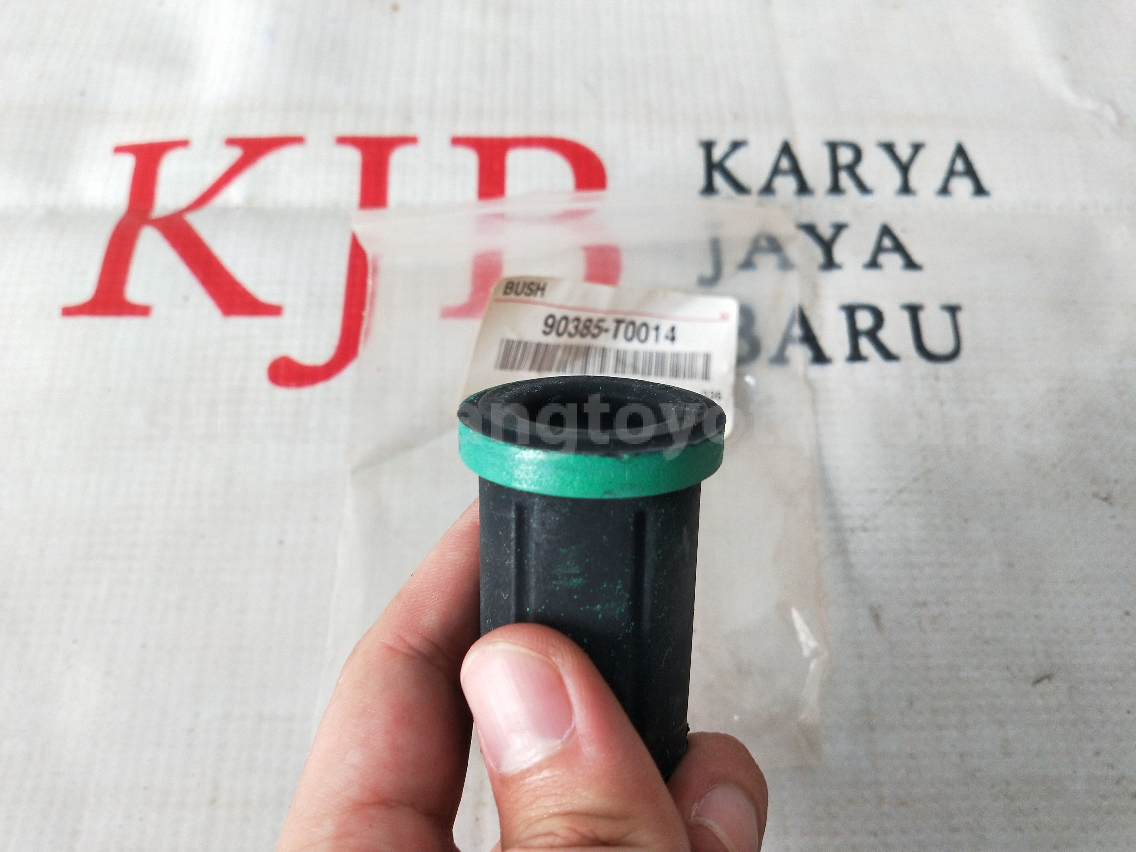 90385T0014 BUSH - TOYOTA
