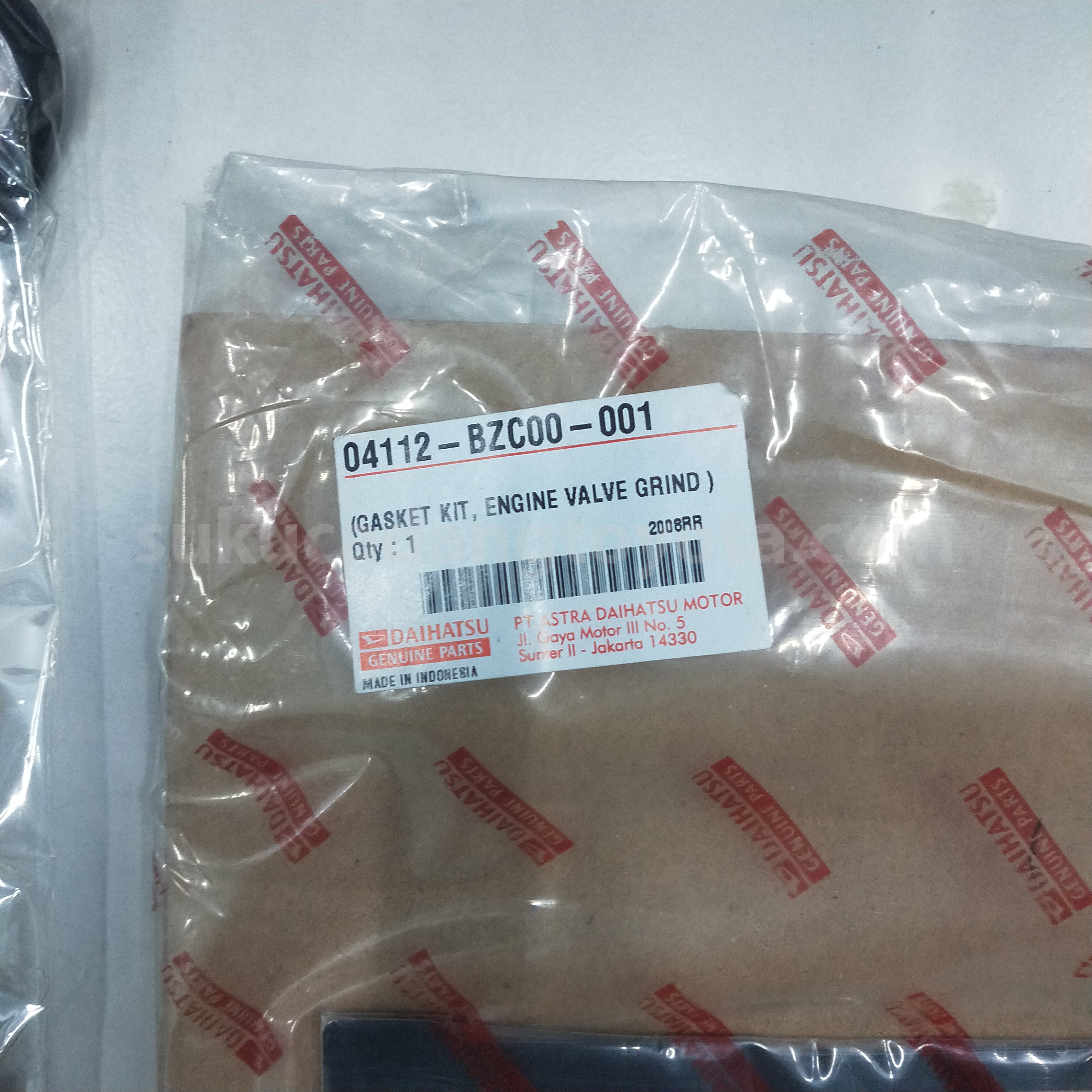 D04112-BZC00-001 GASKET KIT, ENGINE VALVE GRIND - DAIHATSU