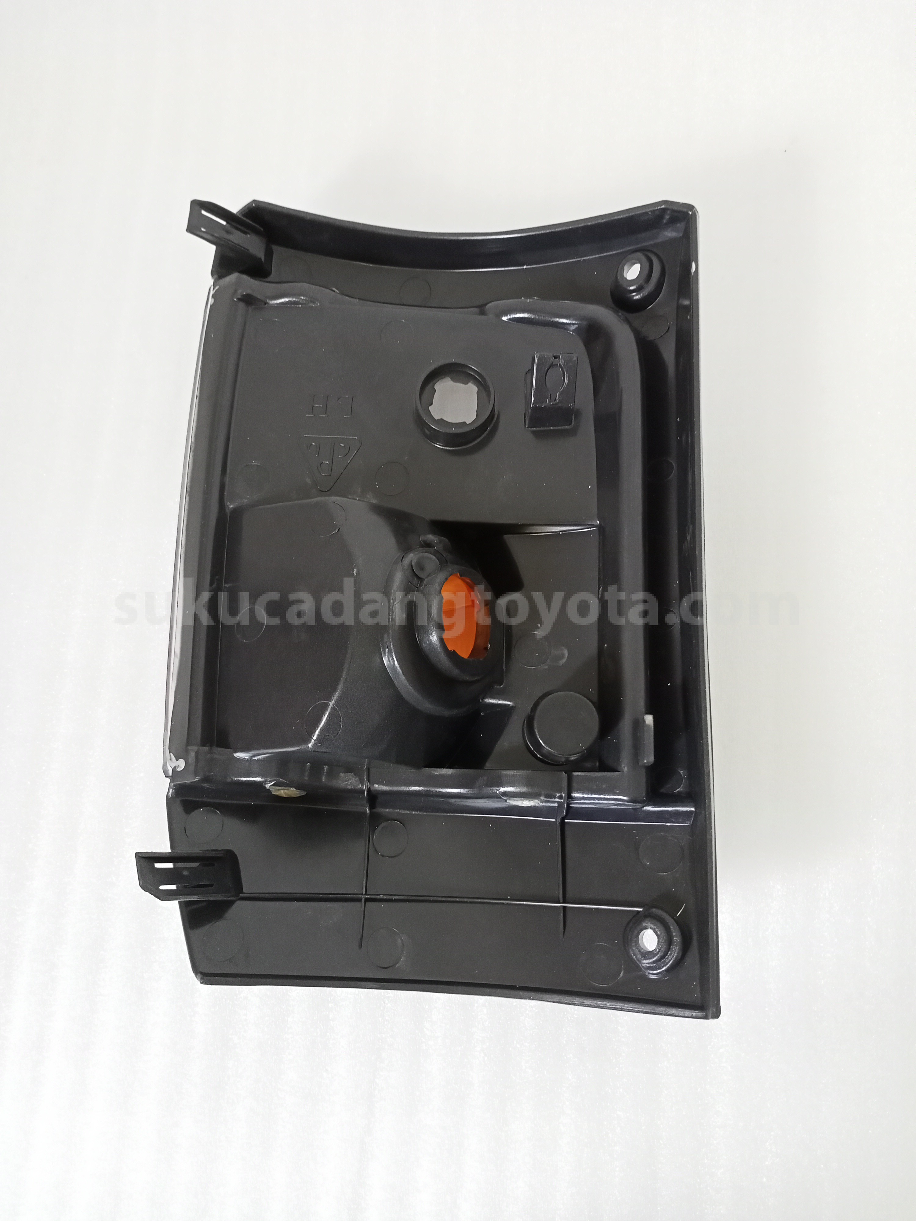 KBL1014001 LENS S/R TURN SIGN L - TOYOTA